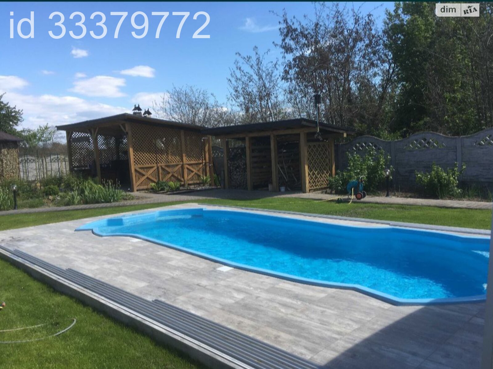 двоповерховий будинок з опаленням, 160 кв. м, зруб. Продаж у Пекарях фото 1