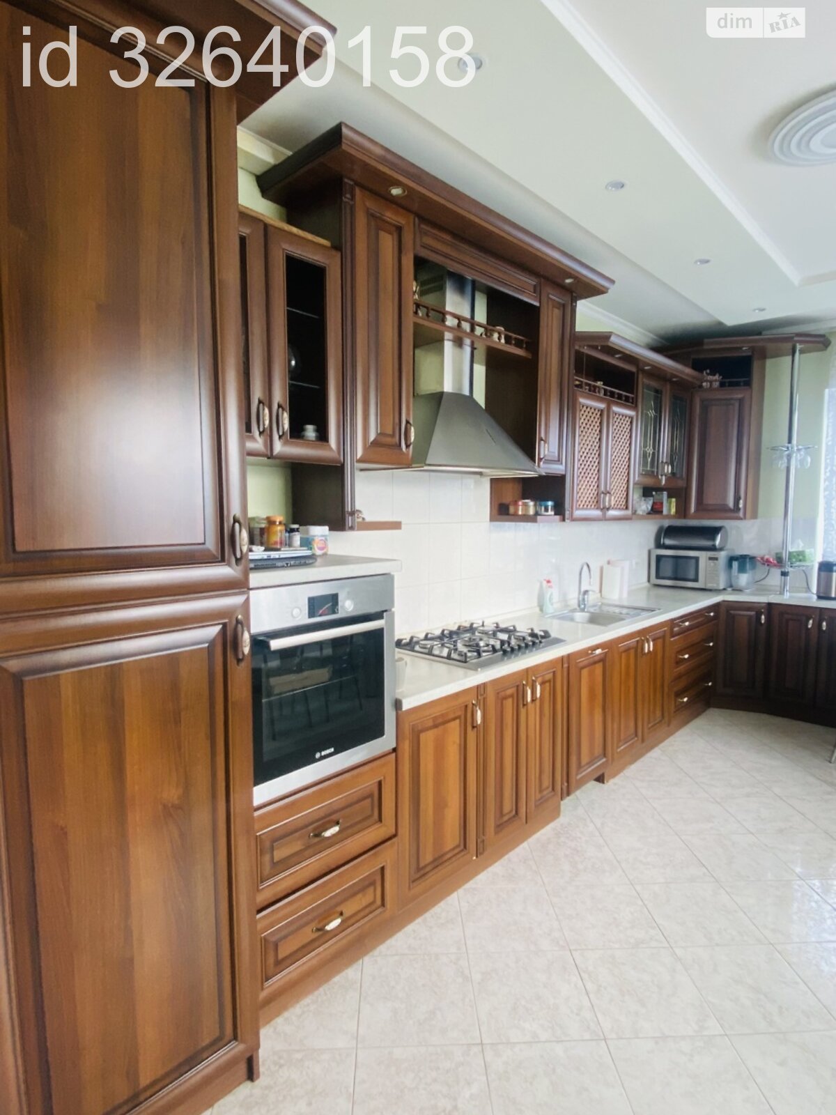 двухэтажный дом с верандой, 236 кв. м, кирпич. Продажа в Перегинке фото 1 двухэтажный дом с верандой, 236 кв. м, кирпич. Продажа в Перегинке фото 1