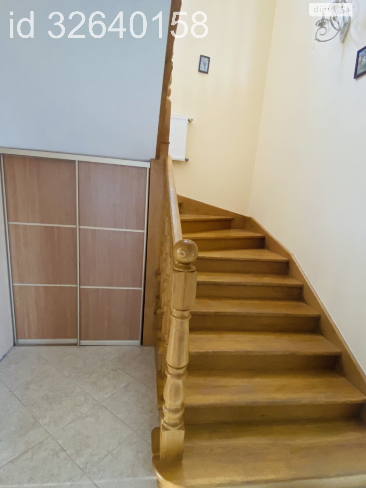 двухэтажный дом с верандой, 236 кв. м, кирпич. Продажа в Перегинке фото 1 двухэтажный дом с верандой, 236 кв. м, кирпич. Продажа в Перегинке фото 1