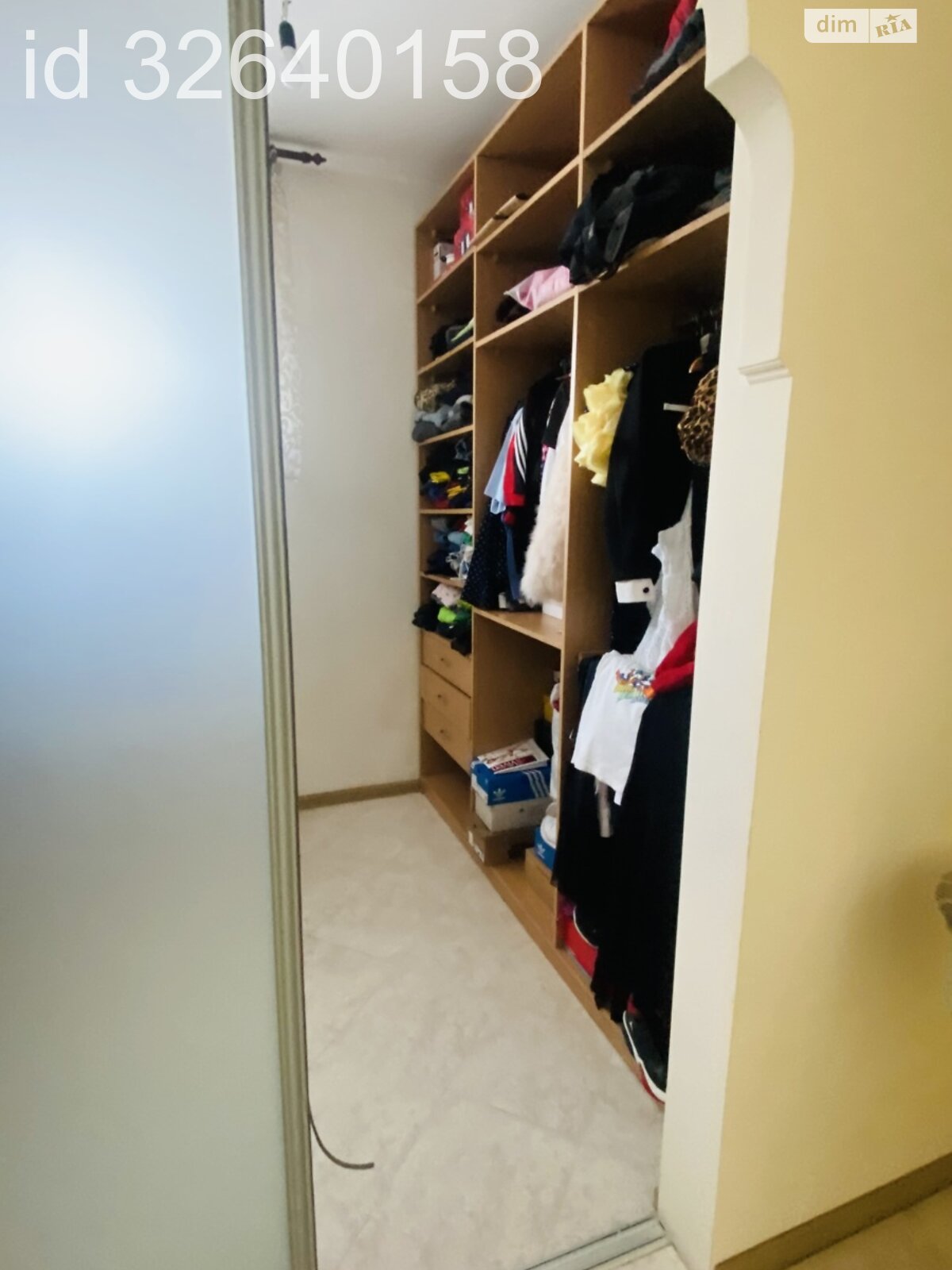 двухэтажный дом с верандой, 236 кв. м, кирпич. Продажа в Перегинке фото 1 двухэтажный дом с верандой, 236 кв. м, кирпич. Продажа в Перегинке фото 1