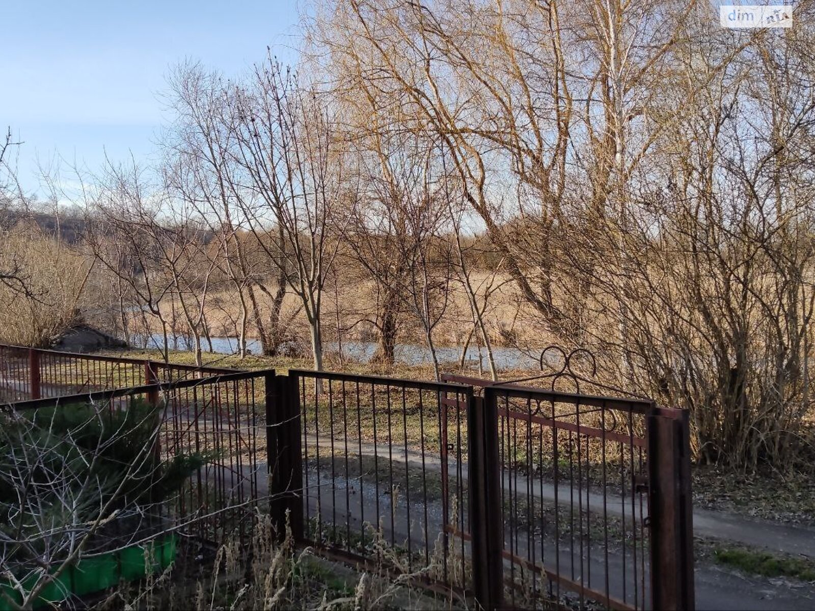 двоповерховий будинок з гаражем, 100 кв. м, цегла. Продаж у Перемозі фото 1 двоповерховий будинок з гаражем, 100 кв. м, цегла. Продаж у Перемозі фото 1