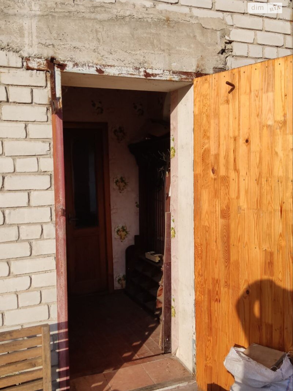 двоповерховий будинок з гаражем, 100 кв. м, цегла. Продаж у Перемозі фото 1 двоповерховий будинок з гаражем, 100 кв. м, цегла. Продаж у Перемозі фото 1