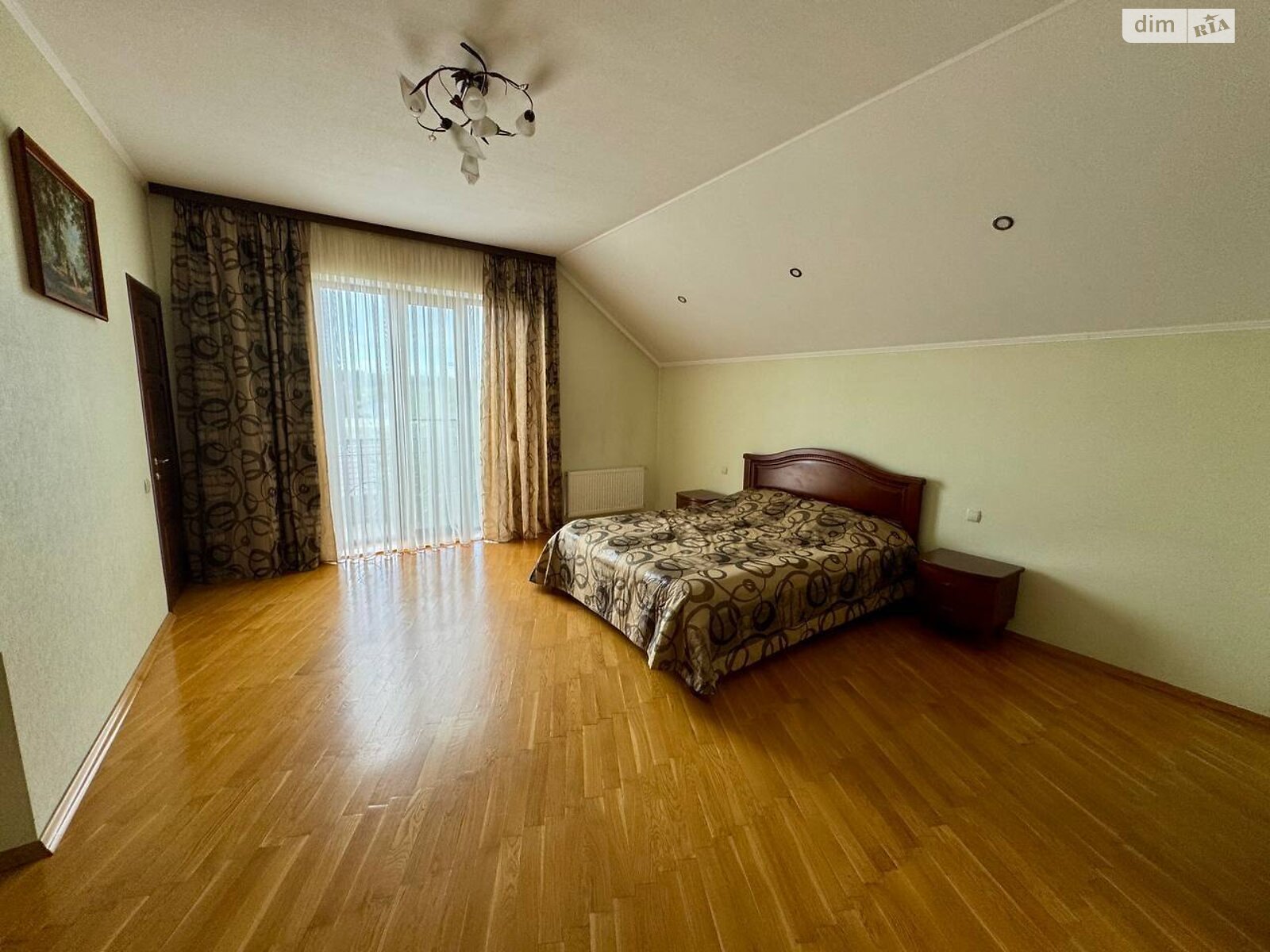 двоповерховий будинок з балконом, 209.3 кв. м, цегла. Продаж у Перемозі фото 1 двоповерховий будинок з балконом, 209.3 кв. м, цегла. Продаж у Перемозі фото 1
