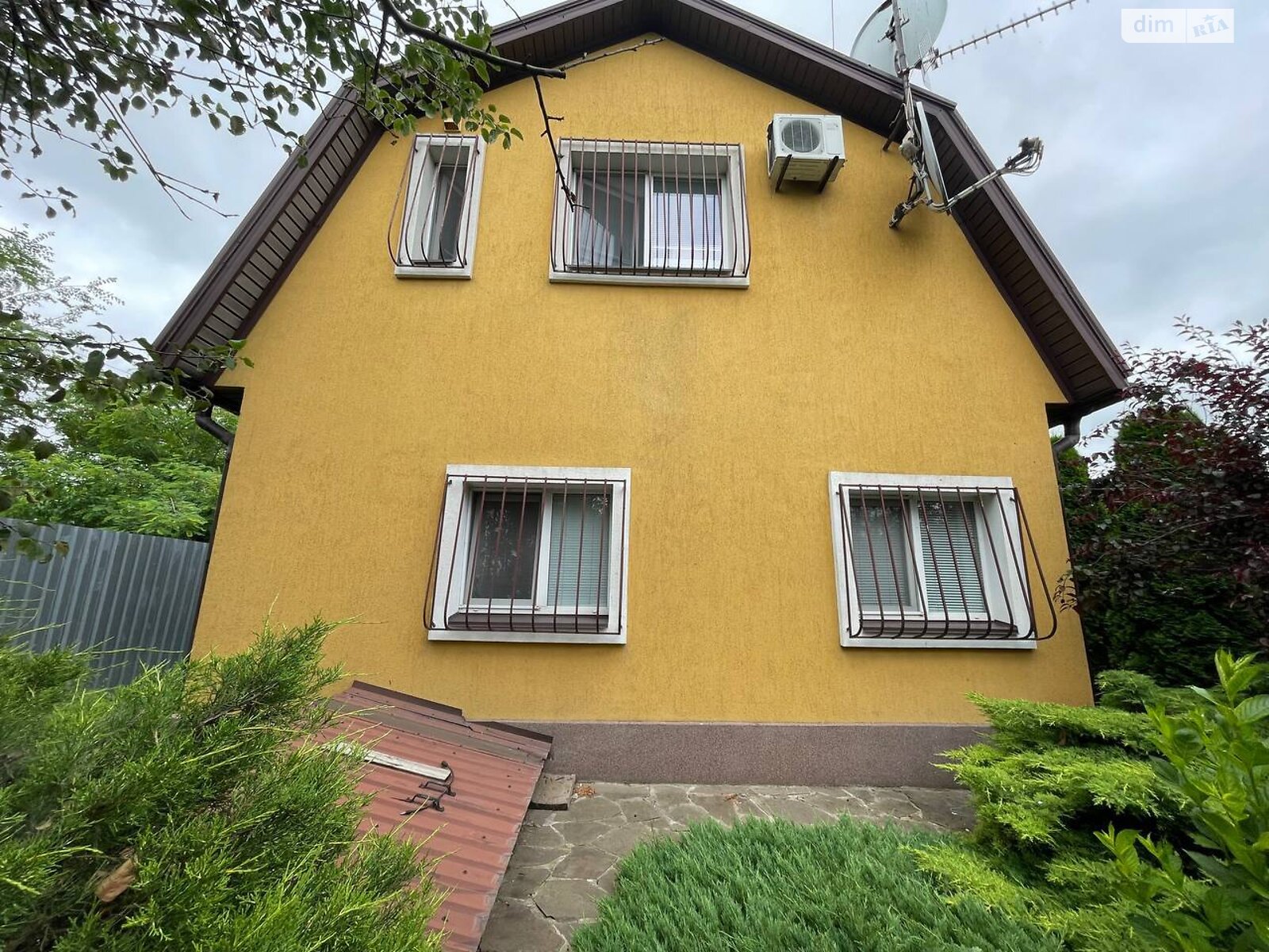 двухэтажный дом с верандой, 99.3 кв. м, кирпич. Продажа в Перемоге фото 1 двухэтажный дом с верандой, 99.3 кв. м, кирпич. Продажа в Перемоге фото 1