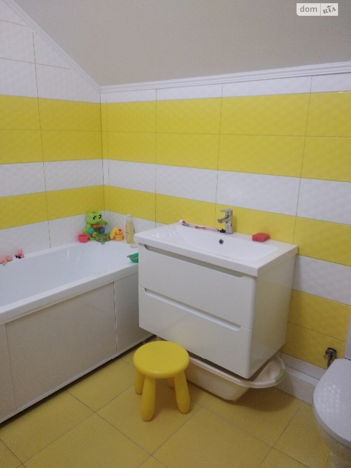 двоповерховий будинок з опаленням, 92.3 кв. м, газобетон. Продаж у Перевозі фото 1 двоповерховий будинок з опаленням, 92.3 кв. м, газобетон. Продаж у Перевозі фото 1