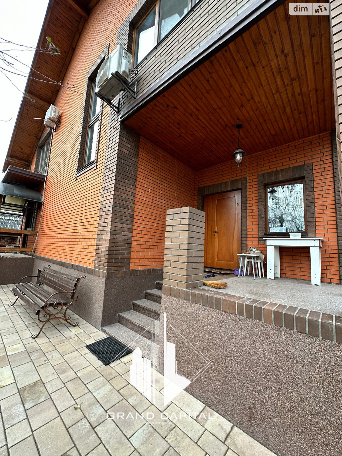 двоповерховий будинок з верандою, 234.3 кв. м, цегла. Продаж у Переяславі-Хмельницькому фото 1 двоповерховий будинок з верандою, 234.3 кв. м, цегла. Продаж у Переяславі-Хмельницькому фото 1