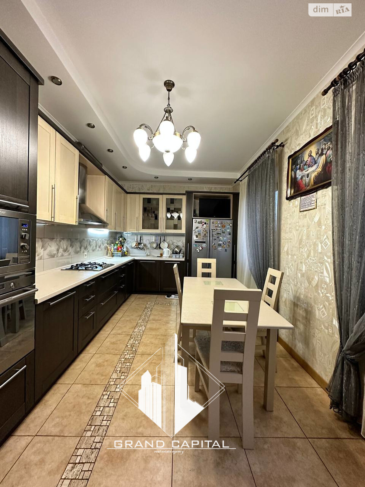 двоповерховий будинок з верандою, 234.3 кв. м, цегла. Продаж у Переяславі-Хмельницькому фото 1 двоповерховий будинок з верандою, 234.3 кв. м, цегла. Продаж у Переяславі-Хмельницькому фото 1
