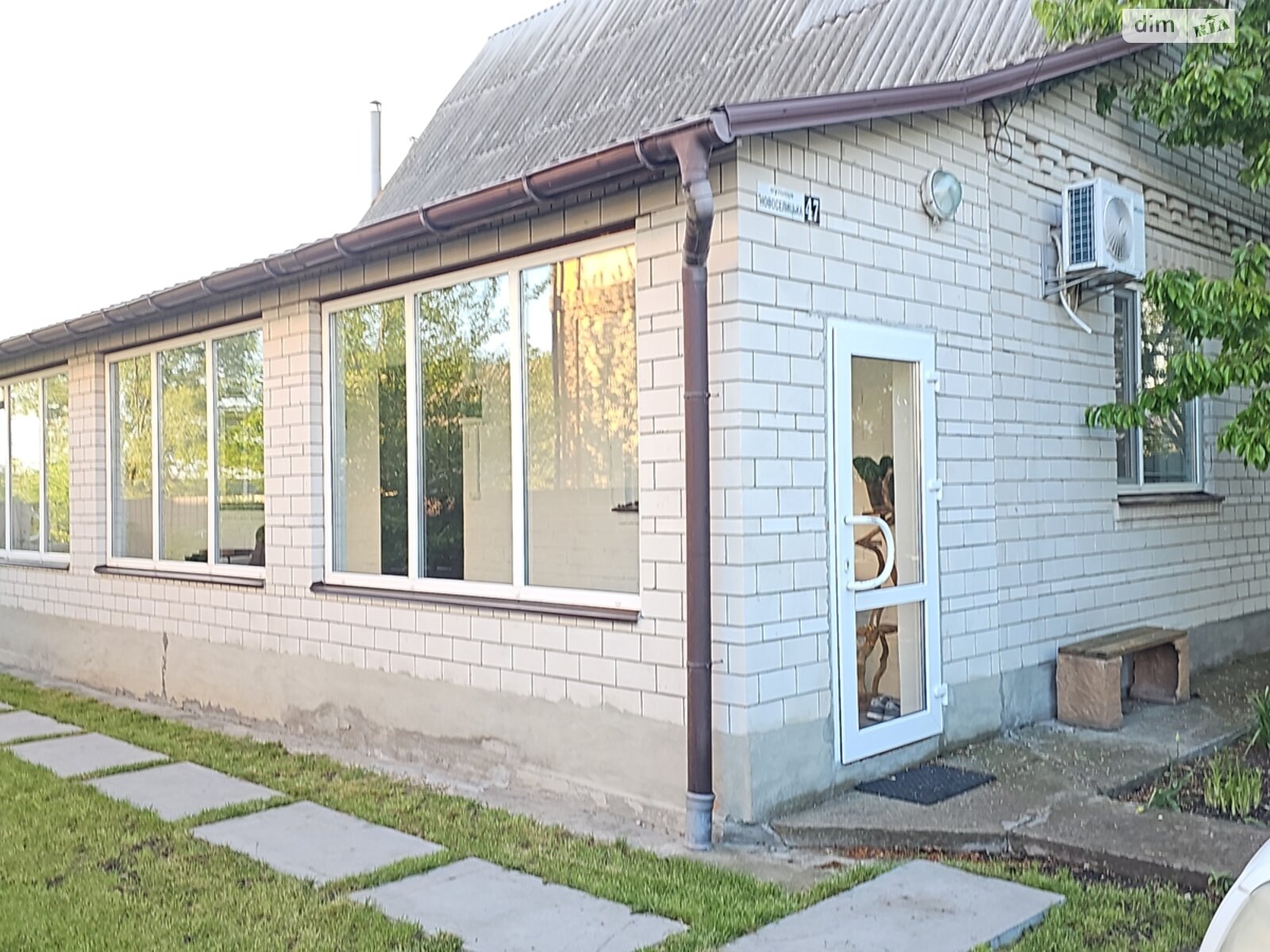 одноэтажный дом с верандой, 95.8 кв. м, кирпич. Продажа в Переяславе фото 1 одноэтажный дом с верандой, 95.8 кв. м, кирпич. Продажа в Переяславе фото 1