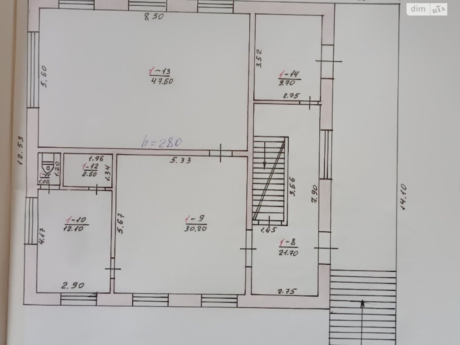 триповерховий будинок з гаражем, 370 кв. м, кирпич. Продаж в Переяславі-Хмельницькому, район Переяслав-Хмельницький фото 1