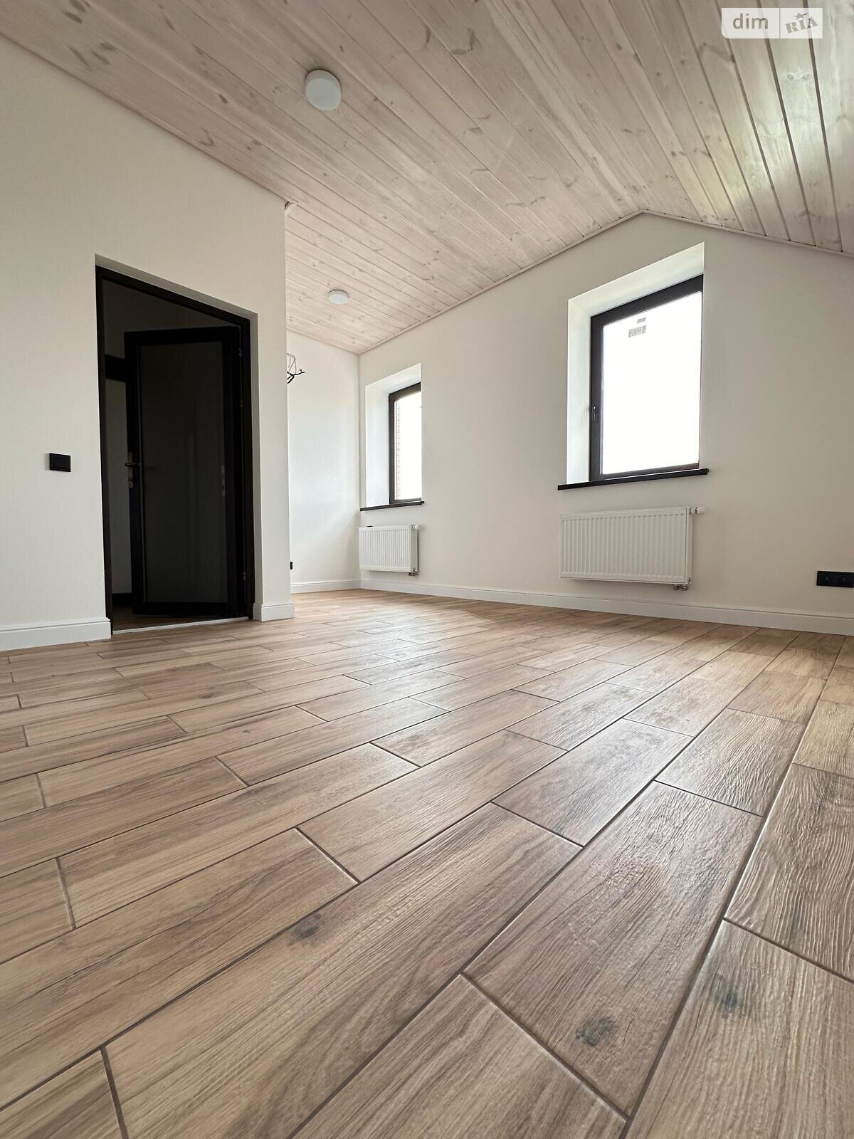 двухэтажный дом с гаражом, 167.2 кв. м, кирпич. Продажа в Перше Травня фото 1 двухэтажный дом с гаражом, 167.2 кв. м, кирпич. Продажа в Перше Травня фото 1