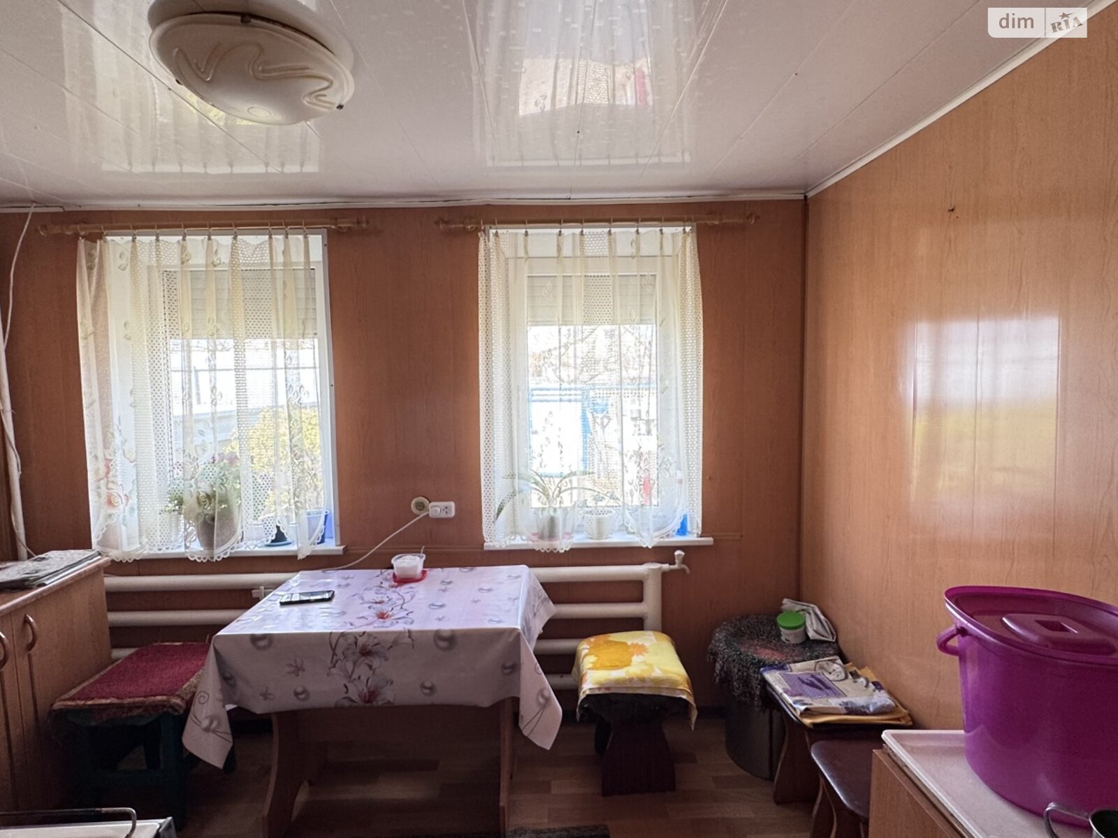 одноповерховий будинок з гаражем, 60.8 кв. м, цегла. Продаж у Першотравневому фото 1 одноповерховий будинок з гаражем, 60.8 кв. м, цегла. Продаж у Першотравневому фото 1