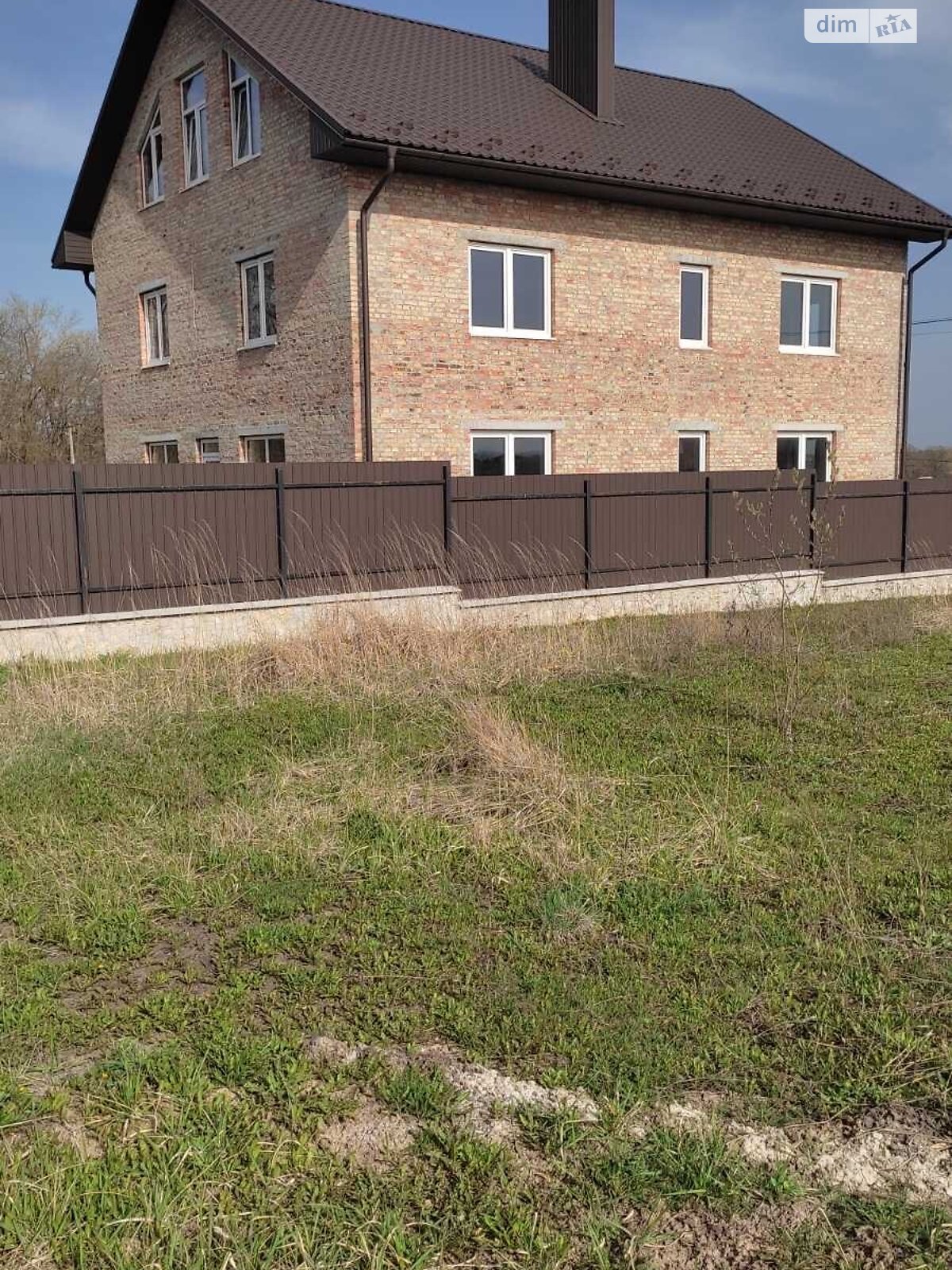 двухэтажный дом с гаражом, 240 кв. м, кирпич. Продажа в Первых Львовских Дачах район Центр фото 1 двухэтажный дом с гаражом, 240 кв. м, кирпич. Продажа в Первых Львовских Дачах район Центр фото 1