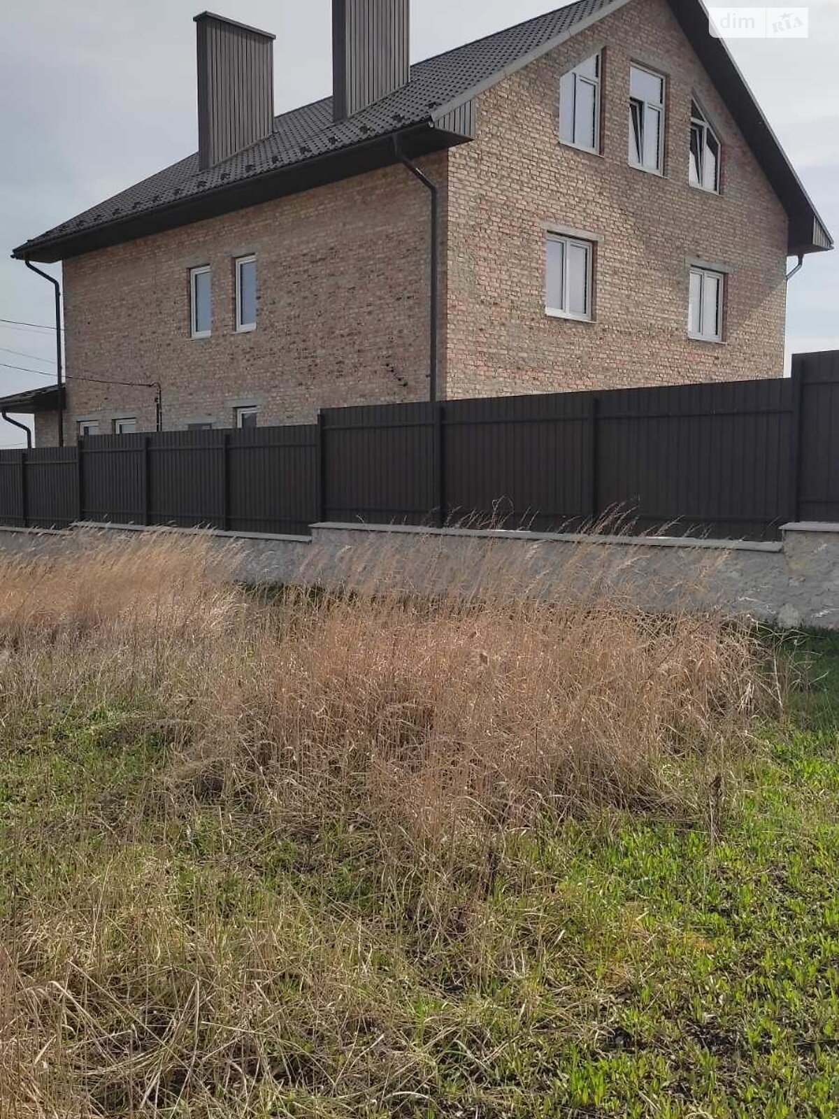 двухэтажный дом с гаражом, 240 кв. м, кирпич. Продажа в Первых Львовских Дачах район Центр фото 1 двухэтажный дом с гаражом, 240 кв. м, кирпич. Продажа в Первых Львовских Дачах район Центр фото 1
