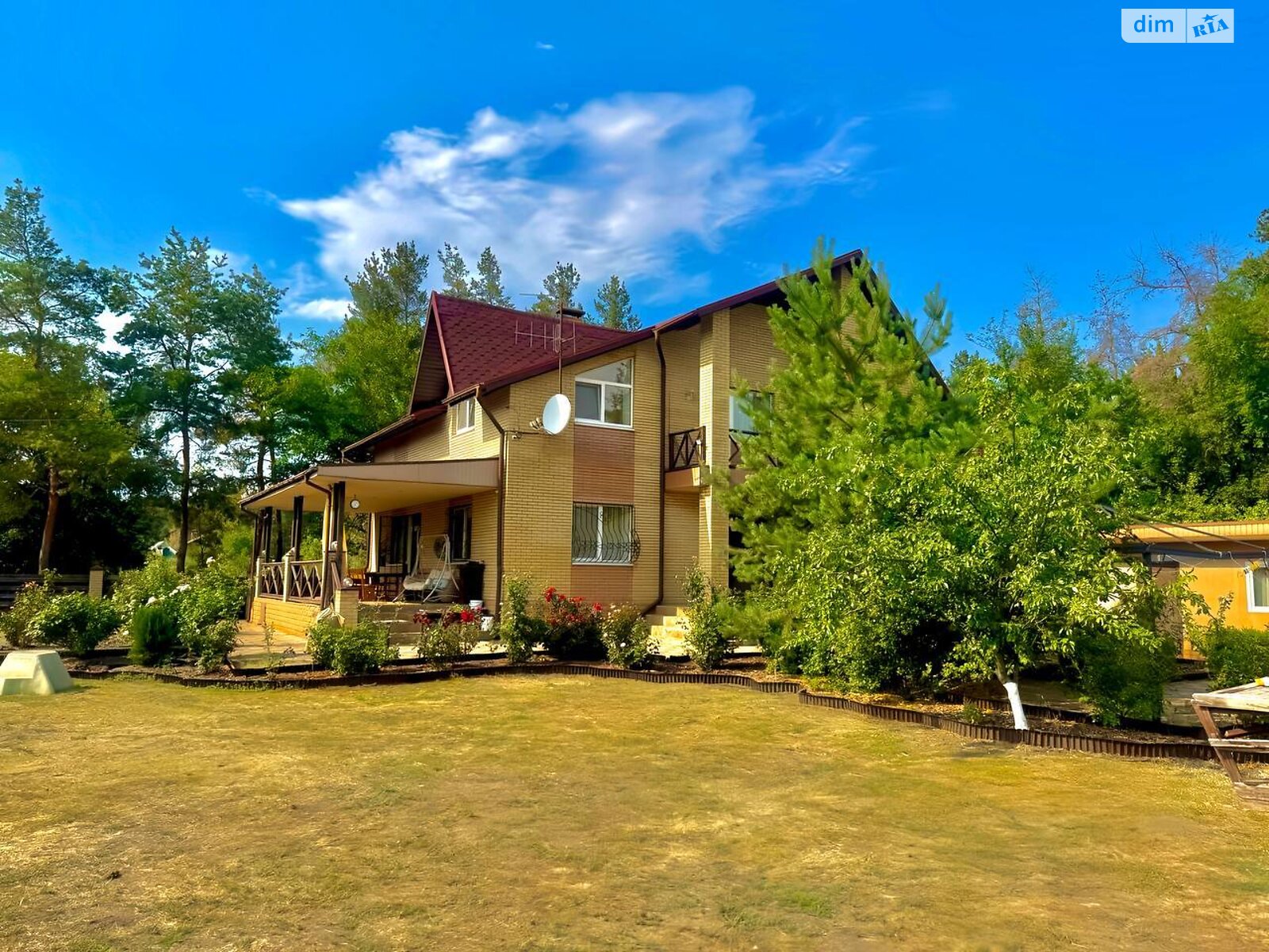 двухэтажный дом с верандой, 223 кв. м, кирпич. Продажа в Песчанке фото 1 двухэтажный дом с верандой, 223 кв. м, кирпич. Продажа в Песчанке фото 1
