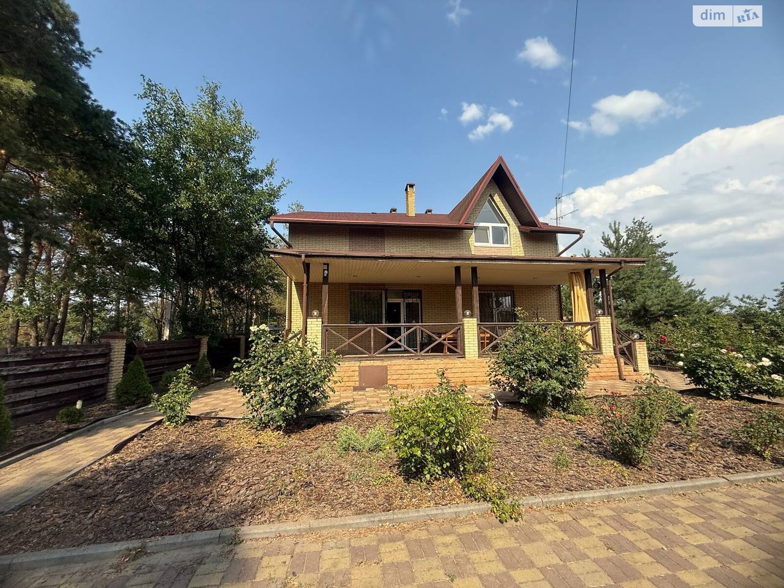 двухэтажный дом с верандой, 223 кв. м, кирпич. Продажа в Песчанке фото 1 двухэтажный дом с верандой, 223 кв. м, кирпич. Продажа в Песчанке фото 1