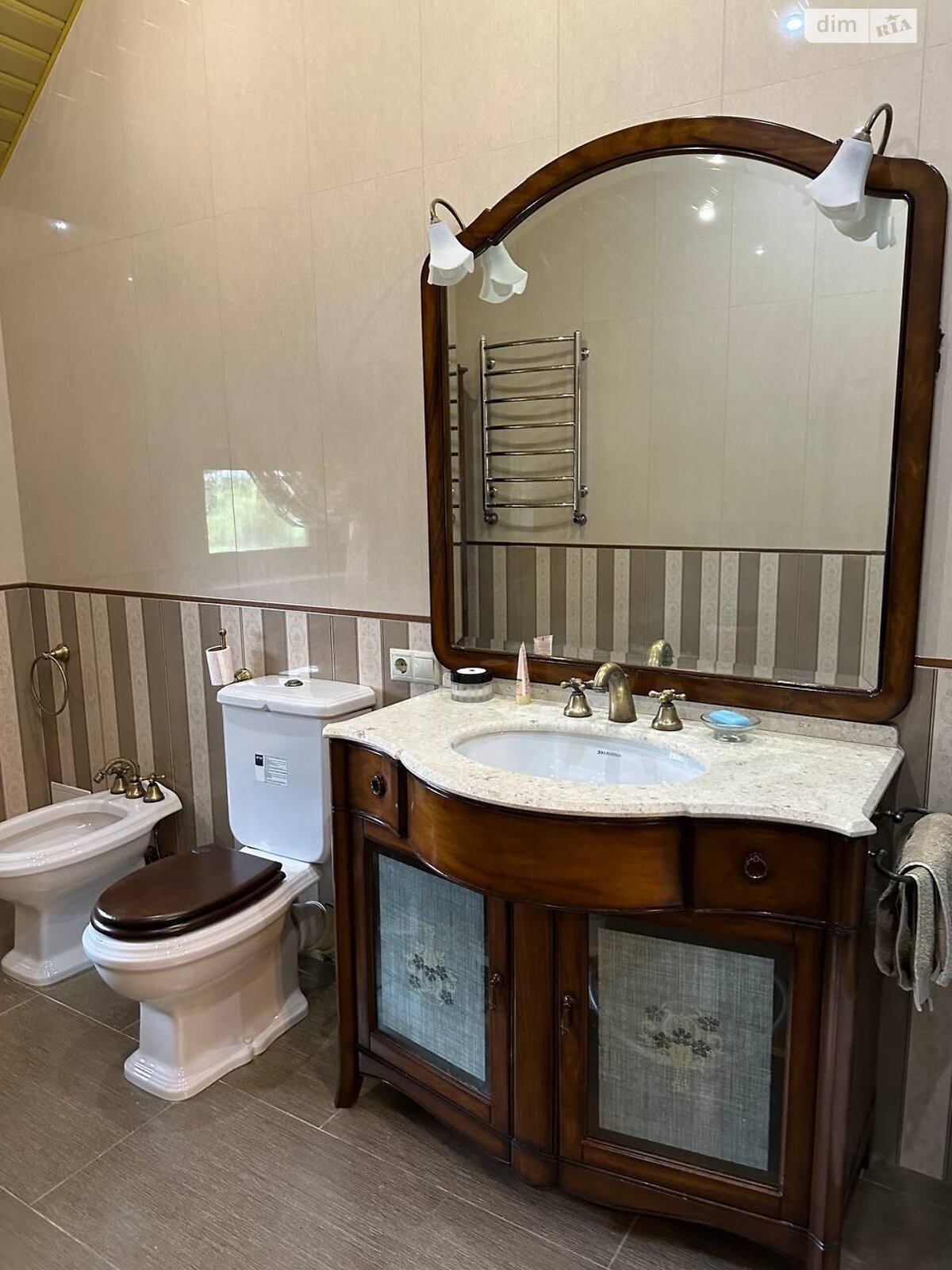 двухэтажный дом с балконом, 346.8 кв. м, кирпич. Продажа в Песчанке фото 1 двухэтажный дом с балконом, 346.8 кв. м, кирпич. Продажа в Песчанке фото 1