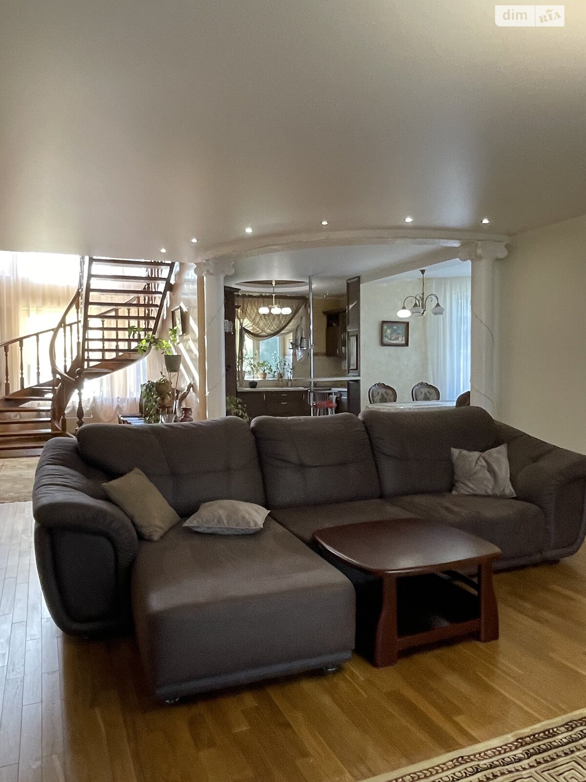двухэтажный дом с верандой, 255.6 кв. м, кирпич. Продажа в Песочине фото 1 двухэтажный дом с верандой, 255.6 кв. м, кирпич. Продажа в Песочине фото 1