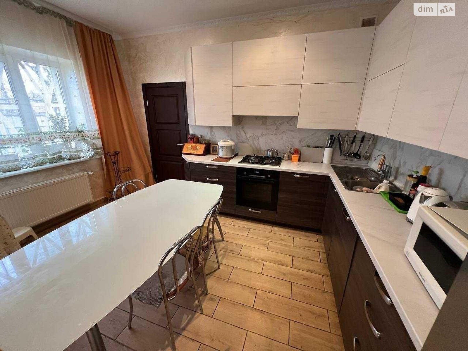 двоповерховий будинок, 120 кв. м, кирпич. Продаж у Пісочині фото 1