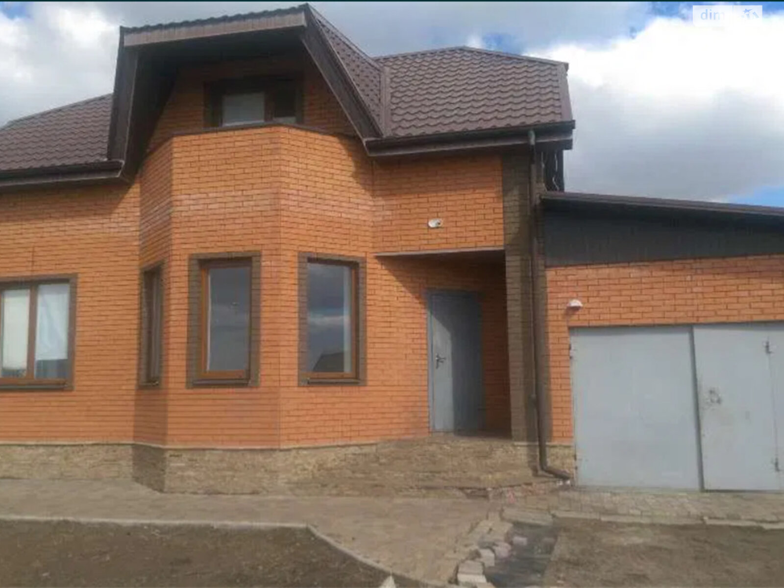 двоповерховий будинок з гаражем, 125 кв. м, цегла. Продаж у Пісочині фото 1