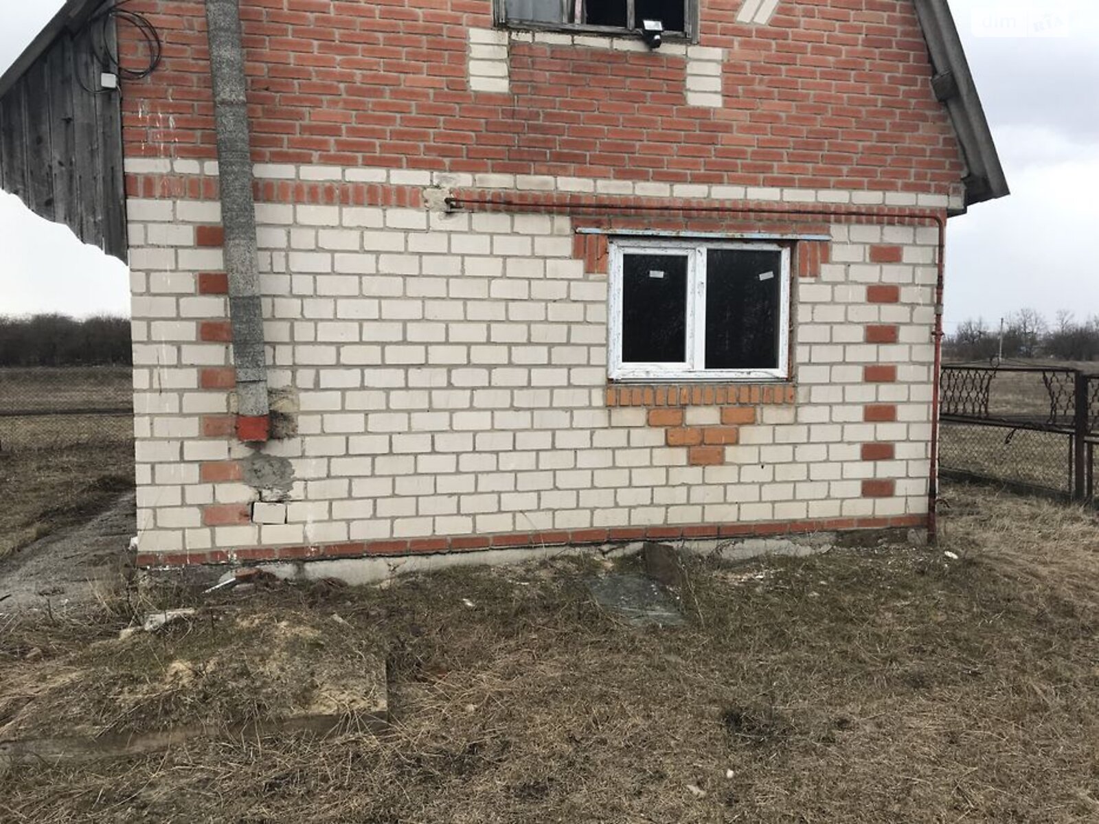 одноэтажный дом, 36 кв. м, кирпич. Продажа в Петрашовке фото 1 одноэтажный дом, 36 кв. м, кирпич. Продажа в Петрашовке фото 1