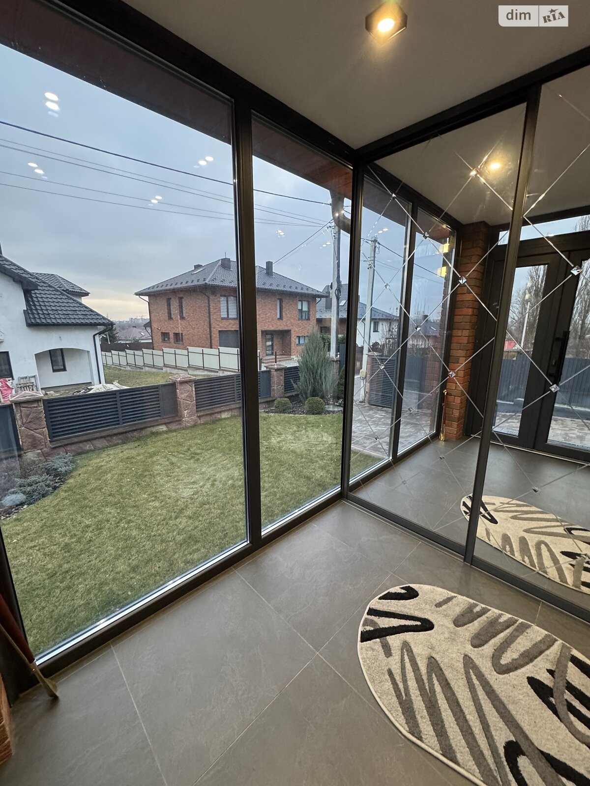 двоповерховий будинок з гаражем, 180 кв. м, кирпич. Продаж у Петрикові фото 1 двоповерховий будинок з гаражем, 180 кв. м, кирпич. Продаж у Петрикові фото 1