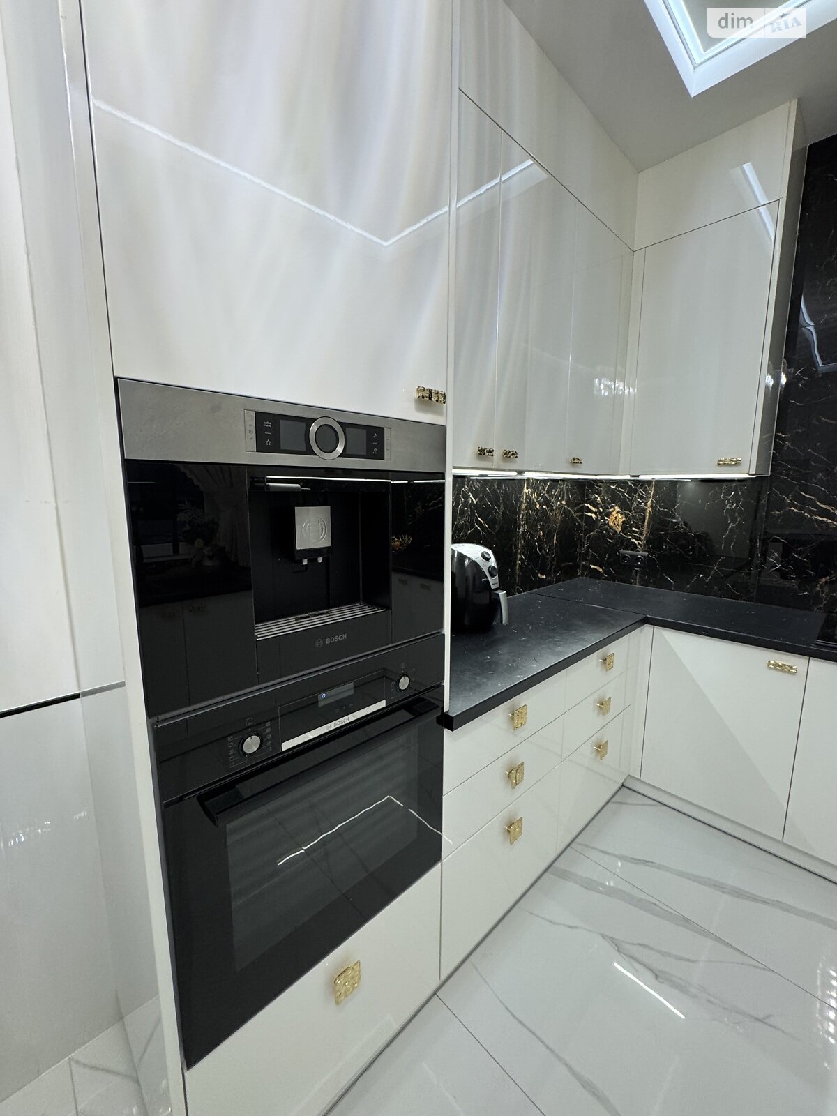 двоповерховий будинок з гаражем, 180 кв. м, кирпич. Продаж у Петрикові фото 1 двоповерховий будинок з гаражем, 180 кв. м, кирпич. Продаж у Петрикові фото 1