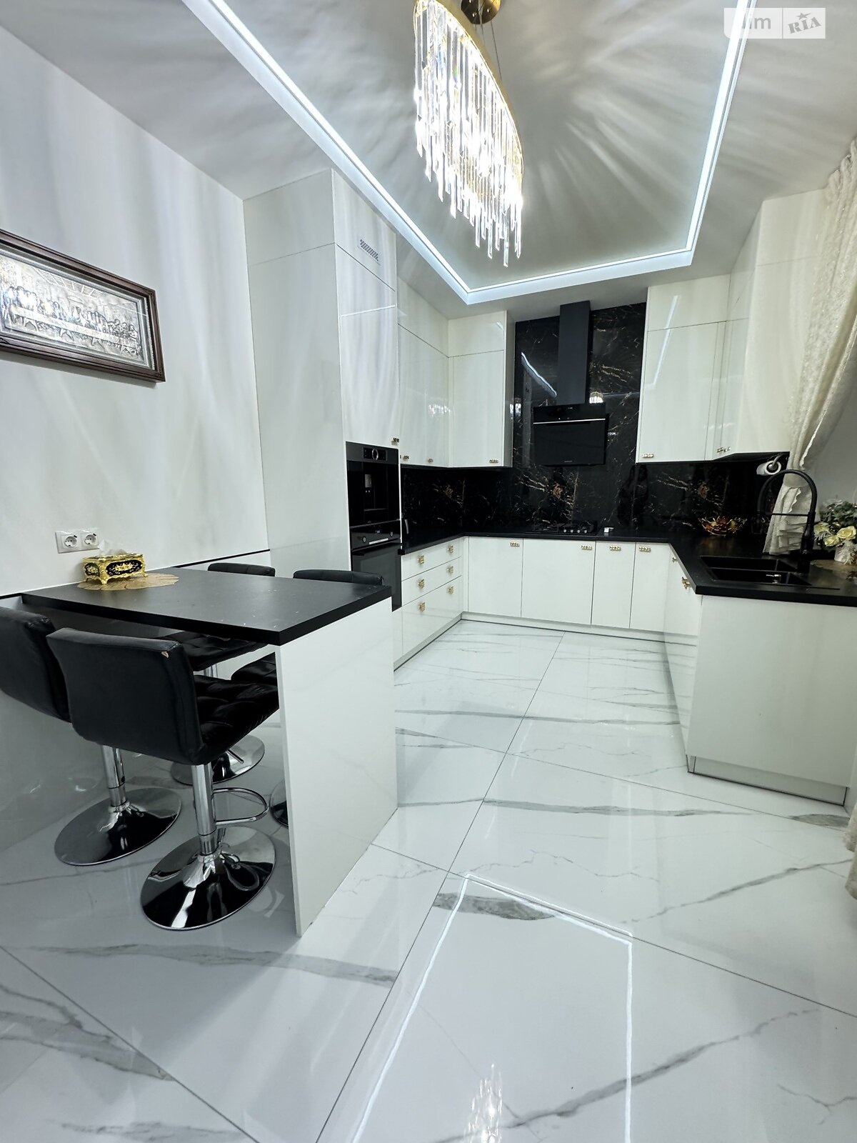 двоповерховий будинок з гаражем, 180 кв. м, кирпич. Продаж у Петрикові фото 1 двоповерховий будинок з гаражем, 180 кв. м, кирпич. Продаж у Петрикові фото 1