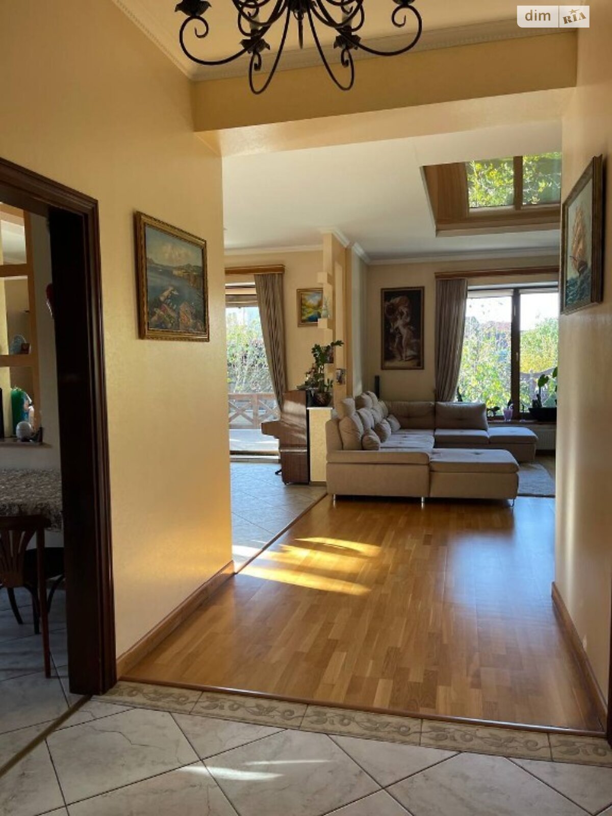 двоповерховий будинок з балконом, 310 кв. м, цегла. Продаж в Тернополі, район Дружба фото 1 двоповерховий будинок з балконом, 310 кв. м, цегла. Продаж в Тернополі, район Дружба фото 1