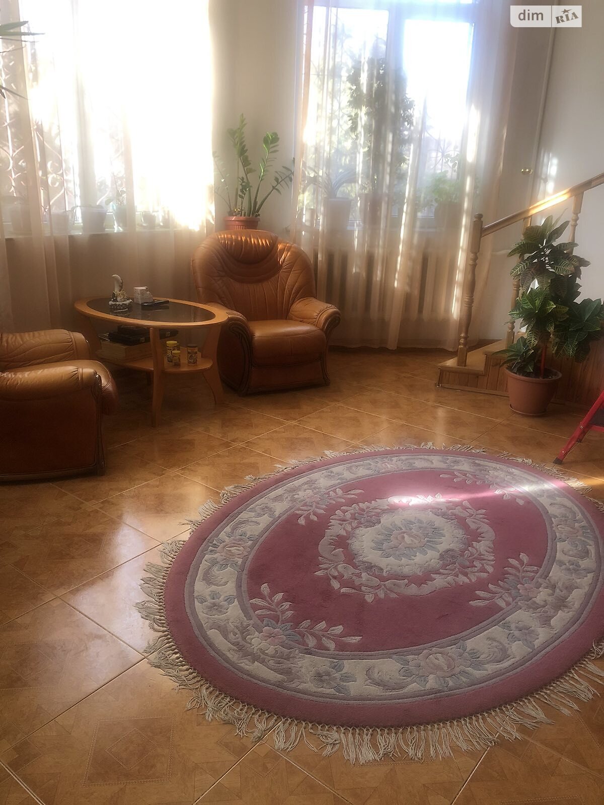 триповерховий будинок з гаражем, 540 кв. м, цегла. Продаж у Петрикові фото 1 триповерховий будинок з гаражем, 540 кв. м, цегла. Продаж у Петрикові фото 1