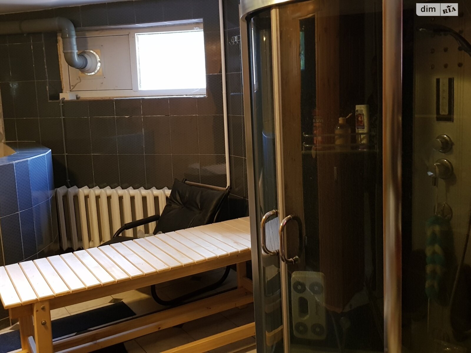 триповерховий будинок з гаражем, 540 кв. м, цегла. Продаж у Петрикові фото 1 триповерховий будинок з гаражем, 540 кв. м, цегла. Продаж у Петрикові фото 1