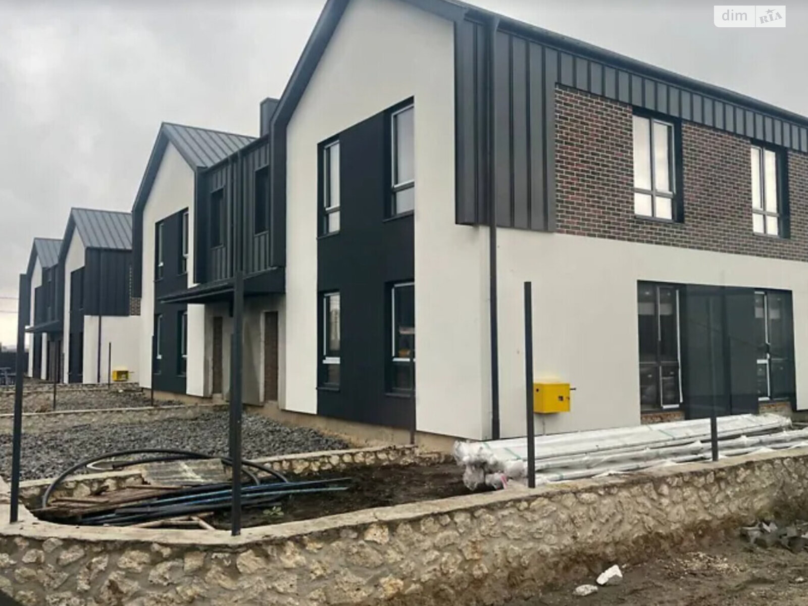 двухэтажный дом, 90 кв. м, цегла. Продажа в Петрикове фото 1