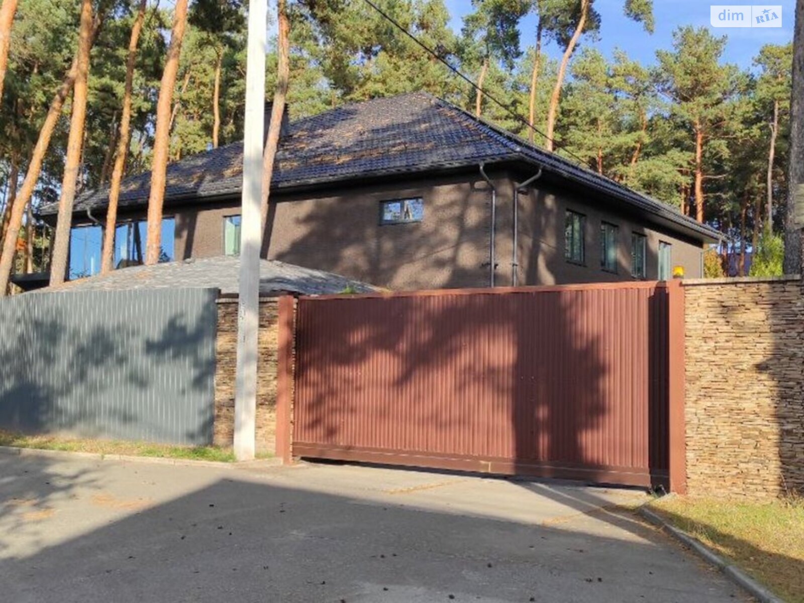 двухэтажный дом с гаражом, 600 кв. м, кирпич. Продажа в Петропавловской Борщаговке фото 1 двухэтажный дом с гаражом, 600 кв. м, кирпич. Продажа в Петропавловской Борщаговке фото 1