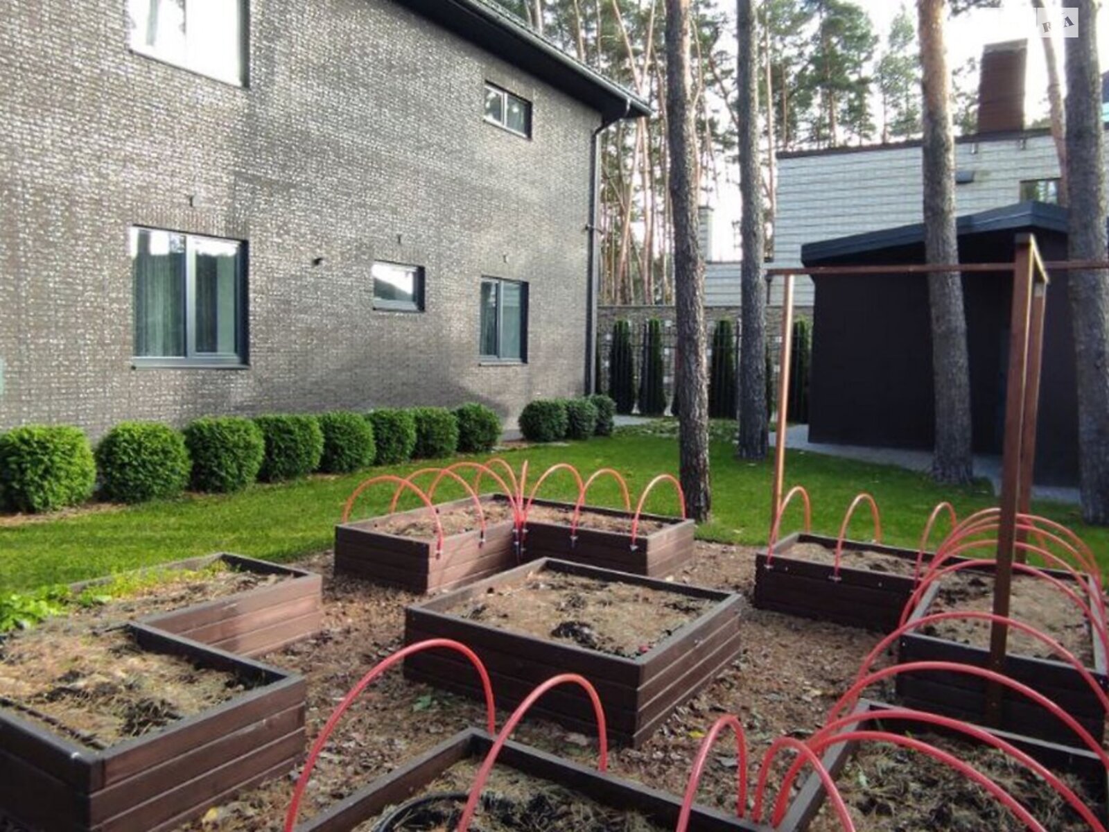 двухэтажный дом с гаражом, 600 кв. м, кирпич. Продажа в Петропавловской Борщаговке фото 1 двухэтажный дом с гаражом, 600 кв. м, кирпич. Продажа в Петропавловской Борщаговке фото 1