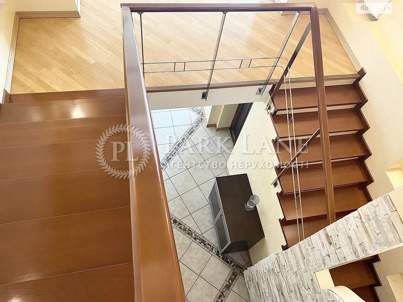 триповерховий будинок з гаражем, 460.1 кв. м, цегла. Продаж у Петропавлівській Борщагівці фото 1