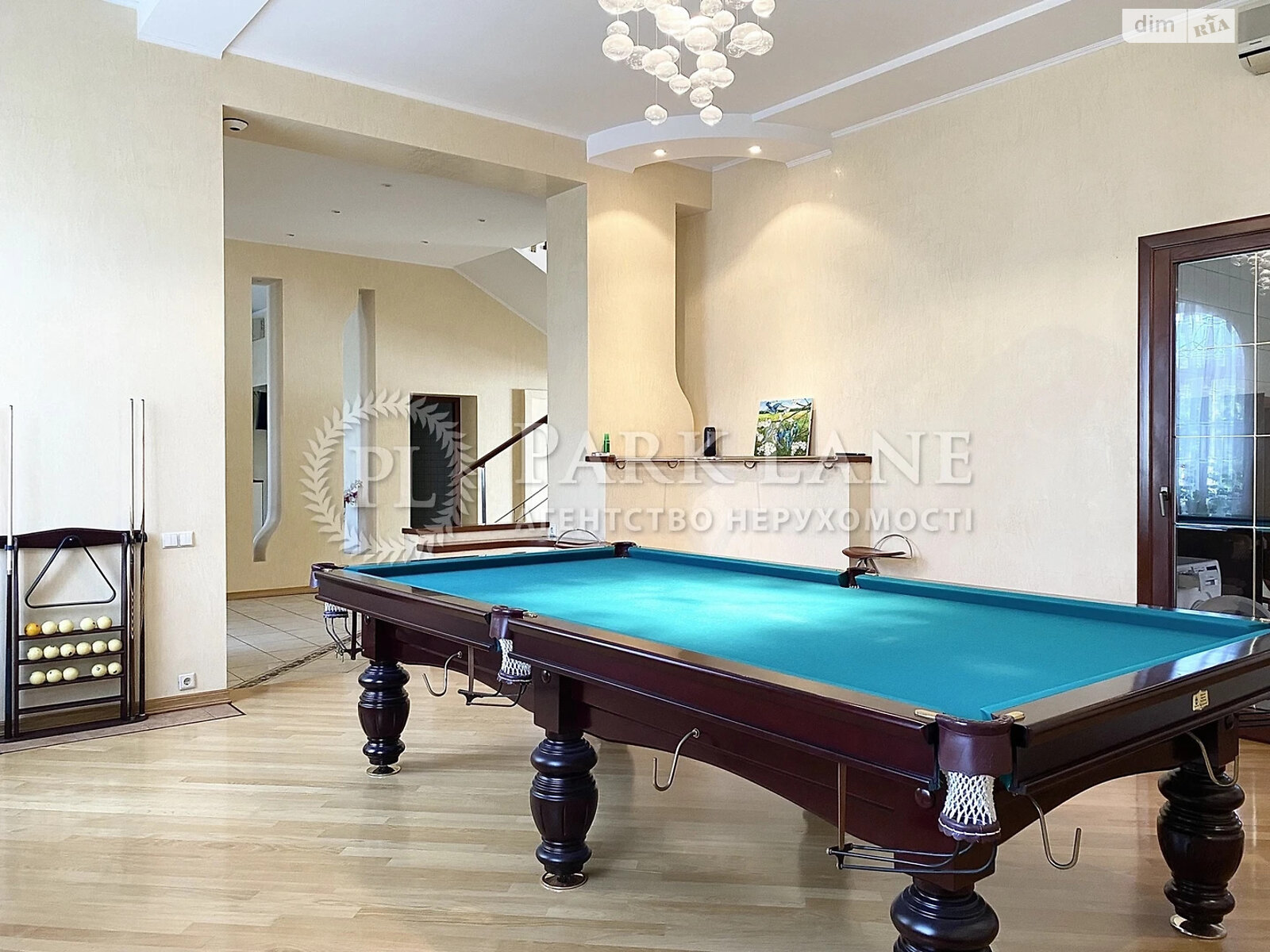 триповерховий будинок з гаражем, 460.1 кв. м, цегла. Продаж у Петропавлівській Борщагівці фото 1