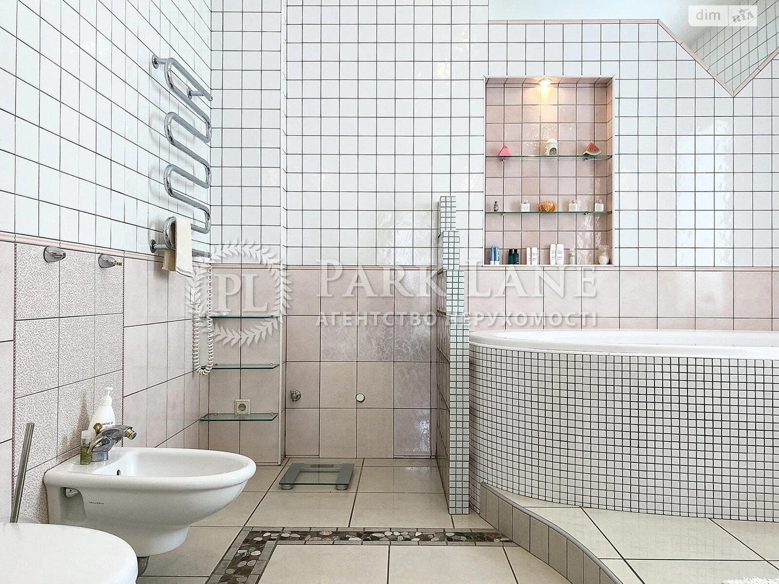 триповерховий будинок з гаражем, 460.1 кв. м, цегла. Продаж у Петропавлівській Борщагівці фото 1