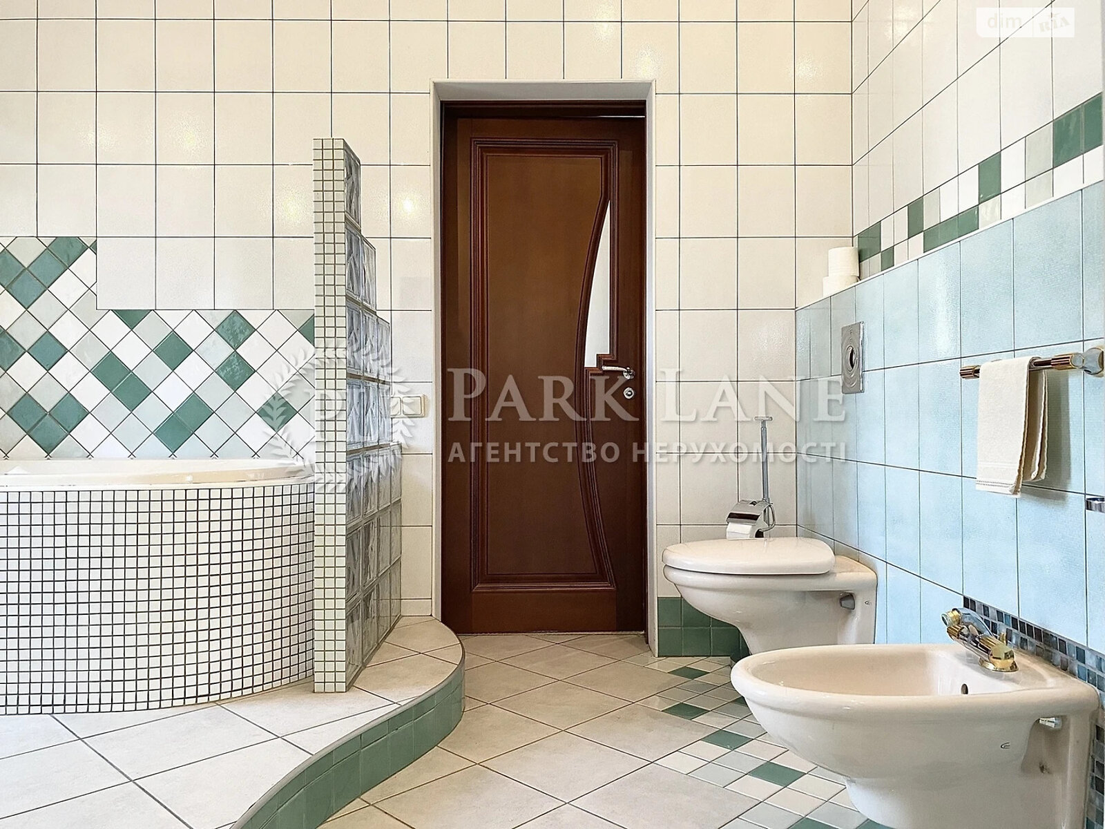 триповерховий будинок з гаражем, 460.1 кв. м, цегла. Продаж у Петропавлівській Борщагівці фото 1