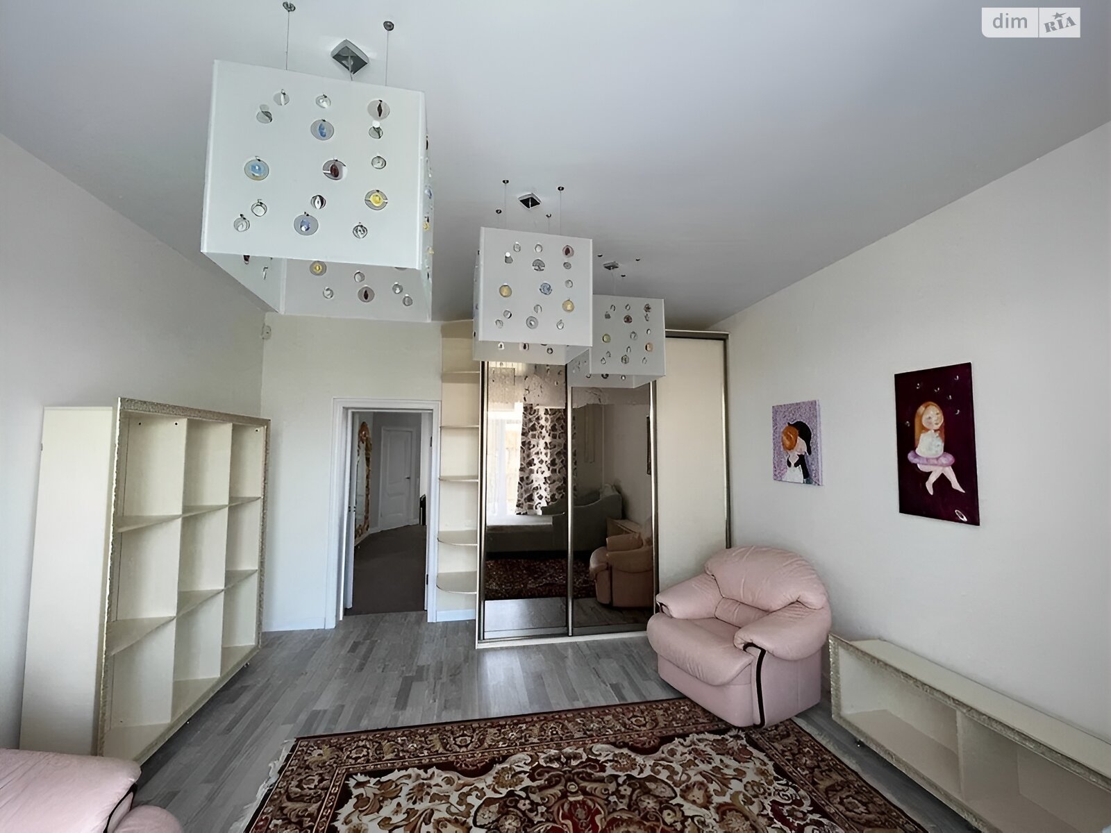 четырехэтажный дом с гаражом, 677 кв. м, кирпич. Продажа в Петропавловской Борщаговке фото 1 четырехэтажный дом с гаражом, 677 кв. м, кирпич. Продажа в Петропавловской Борщаговке фото 1