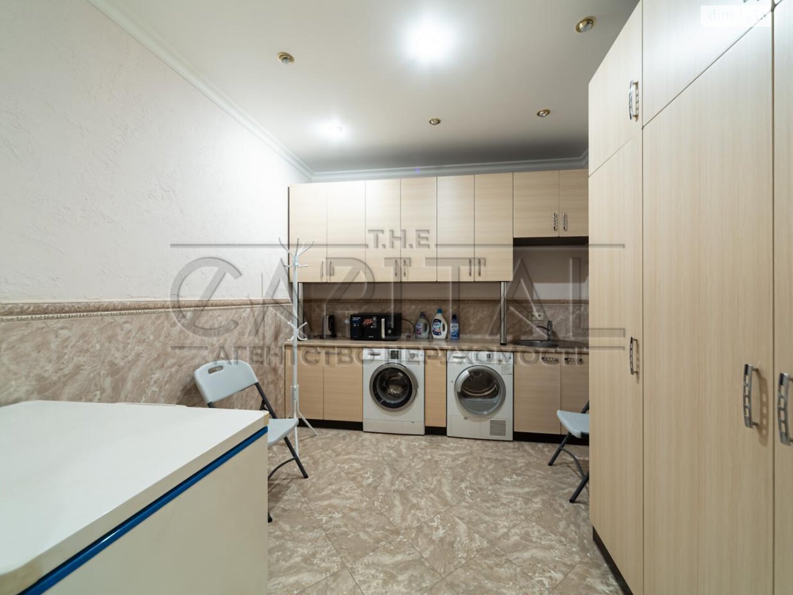 трехэтажный дом с гаражом, 400 кв. м, кирпич. Продажа в Петропавловской Борщаговке фото 1 трехэтажный дом с гаражом, 400 кв. м, кирпич. Продажа в Петропавловской Борщаговке фото 1