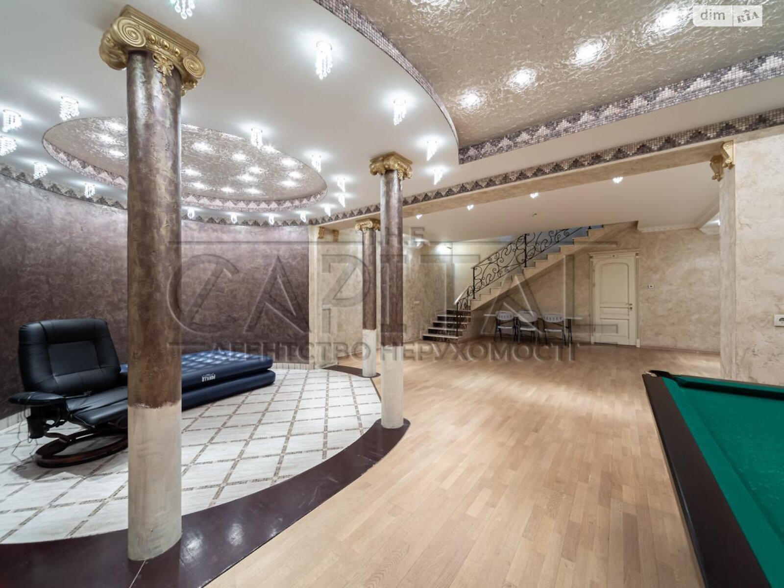 трехэтажный дом с гаражом, 400 кв. м, кирпич. Продажа в Петропавловской Борщаговке фото 1 трехэтажный дом с гаражом, 400 кв. м, кирпич. Продажа в Петропавловской Борщаговке фото 1