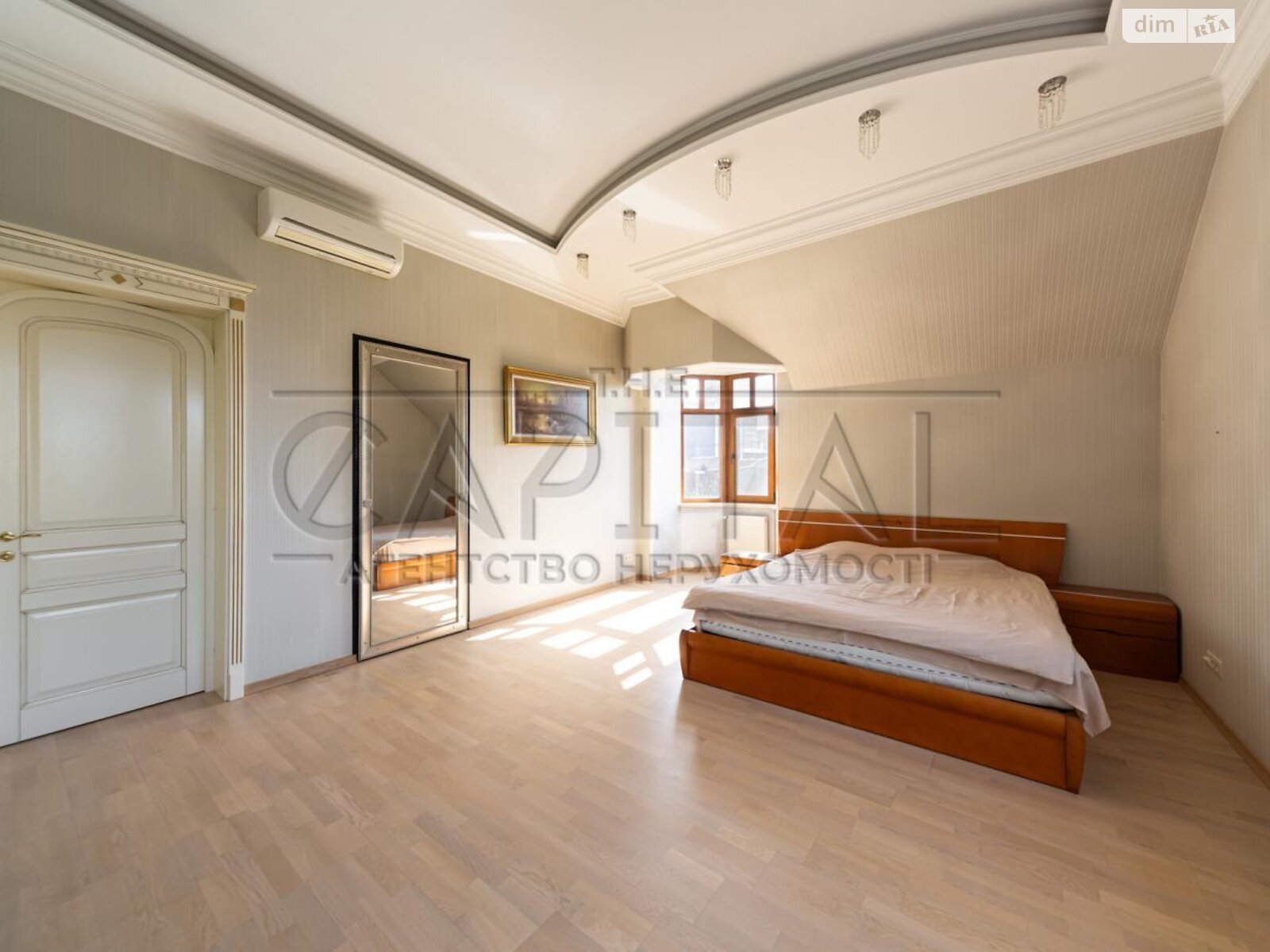 двоповерховий будинок з гаражем, 393.4 кв. м, цегла. Продаж у Петропавлівській Борщагівці фото 1 двоповерховий будинок з гаражем, 393.4 кв. м, цегла. Продаж у Петропавлівській Борщагівці фото 1