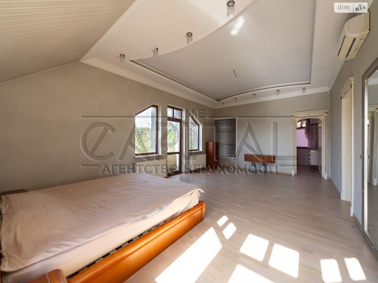 двоповерховий будинок з гаражем, 393.4 кв. м, цегла. Продаж у Петропавлівській Борщагівці фото 1 двоповерховий будинок з гаражем, 393.4 кв. м, цегла. Продаж у Петропавлівській Борщагівці фото 1