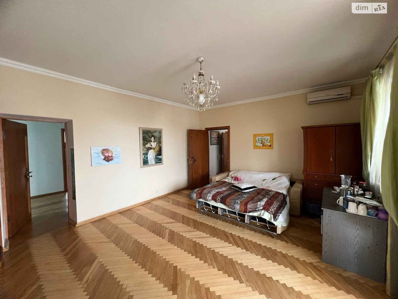 трехэтажный дом с верандой, 773.2 кв. м, кирпич. Продажа в Петропавловской Борщаговке фото 1 трехэтажный дом с верандой, 773.2 кв. м, кирпич. Продажа в Петропавловской Борщаговке фото 1
