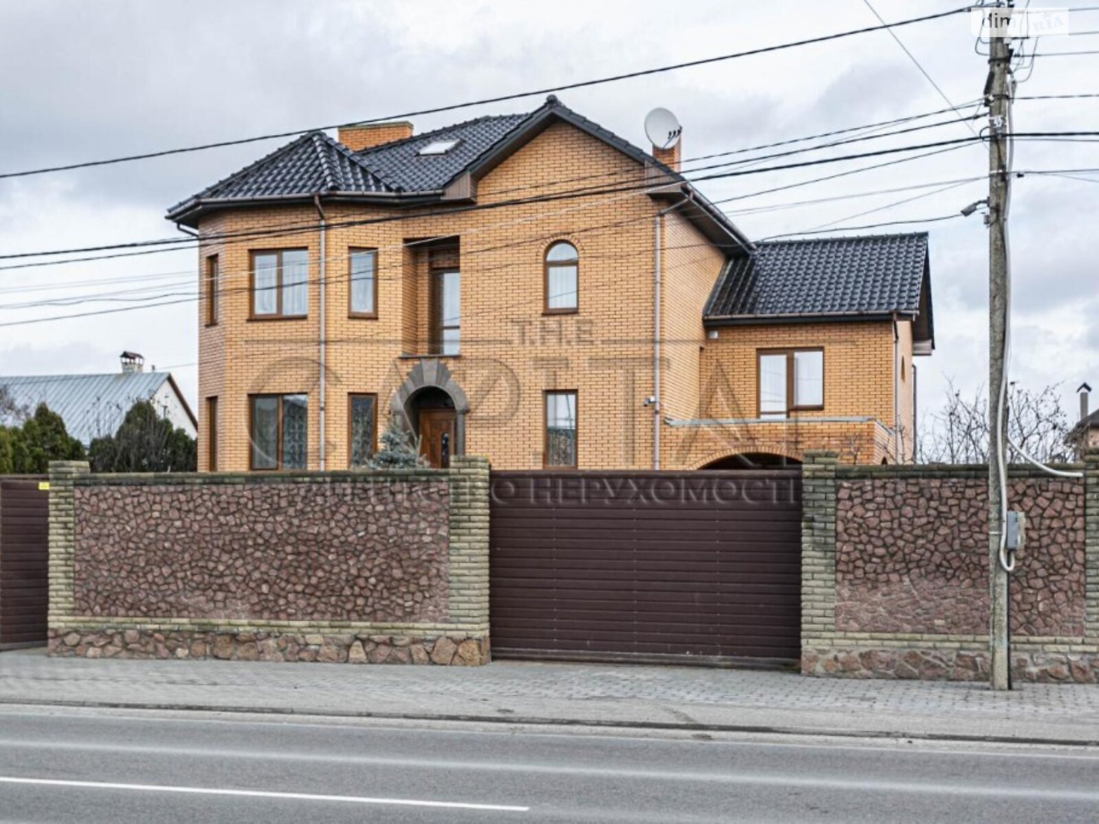 двухэтажный дом, 375 кв. м, кирпич. Продажа в Петропавловской Борщаговке фото 1 двухэтажный дом, 375 кв. м, кирпич. Продажа в Петропавловской Борщаговке фото 1