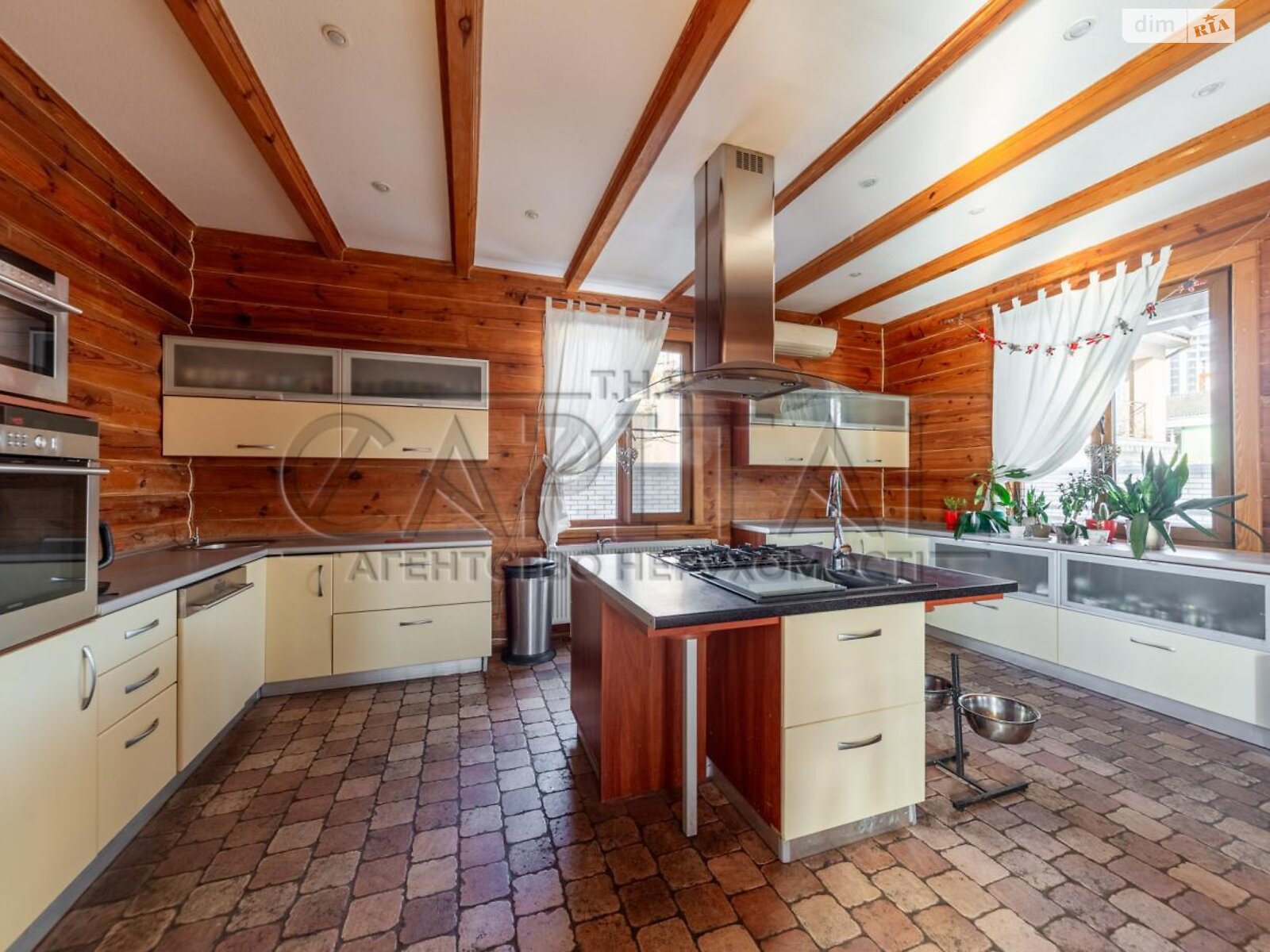 триповерховий будинок з гаражем, 450 кв. м, кирпич. Продаж у Петропавлівській Борщагівці фото 1 триповерховий будинок з гаражем, 450 кв. м, кирпич. Продаж у Петропавлівській Борщагівці фото 1