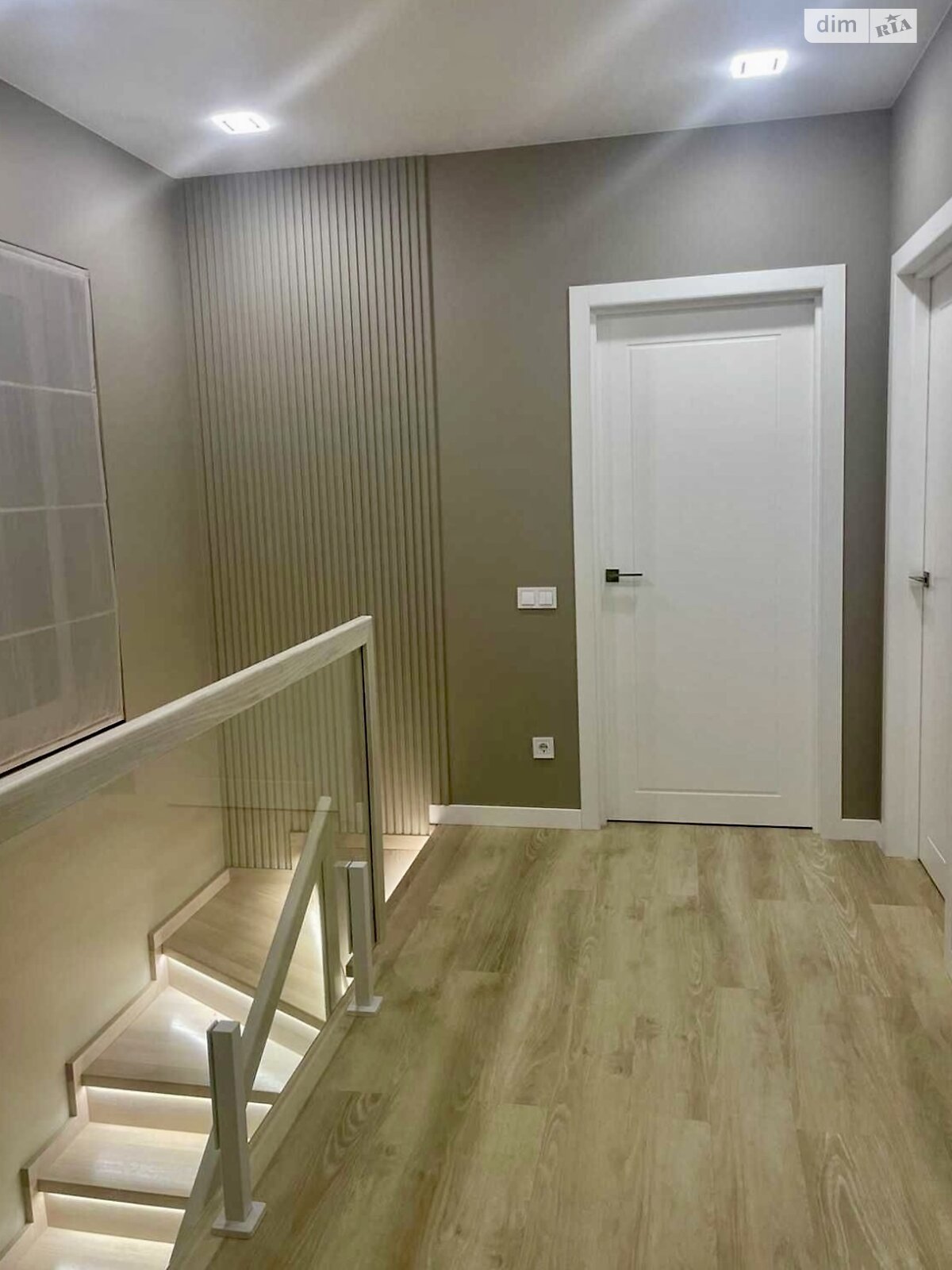 двухэтажный дом с балконом, 119.8 кв. м, газобетон. Продажа в Петропавловской Борщаговке фото 1 двухэтажный дом с балконом, 119.8 кв. м, газобетон. Продажа в Петропавловской Борщаговке фото 1