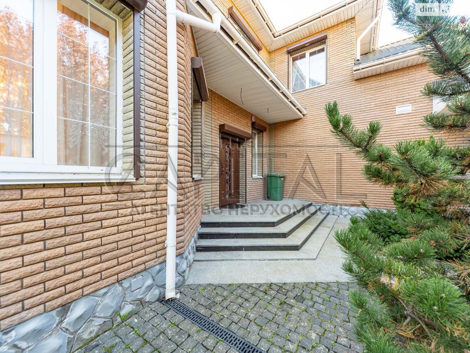 двоповерховий будинок з верандою, 299.7 кв. м, цегла. Продаж у Петропавлівській Борщагівці фото 1 двоповерховий будинок з верандою, 299.7 кв. м, цегла. Продаж у Петропавлівській Борщагівці фото 1