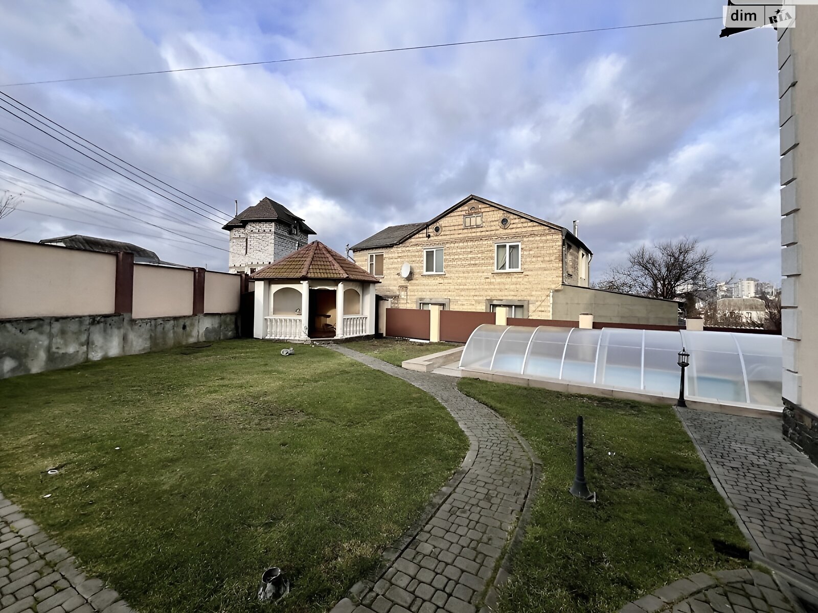 трехэтажный дом с гаражом, 353 кв. м, монолитно-блочный. Продажа в Петропавловской Борщаговке фото 1 трехэтажный дом с гаражом, 353 кв. м, монолитно-блочный. Продажа в Петропавловской Борщаговке фото 1