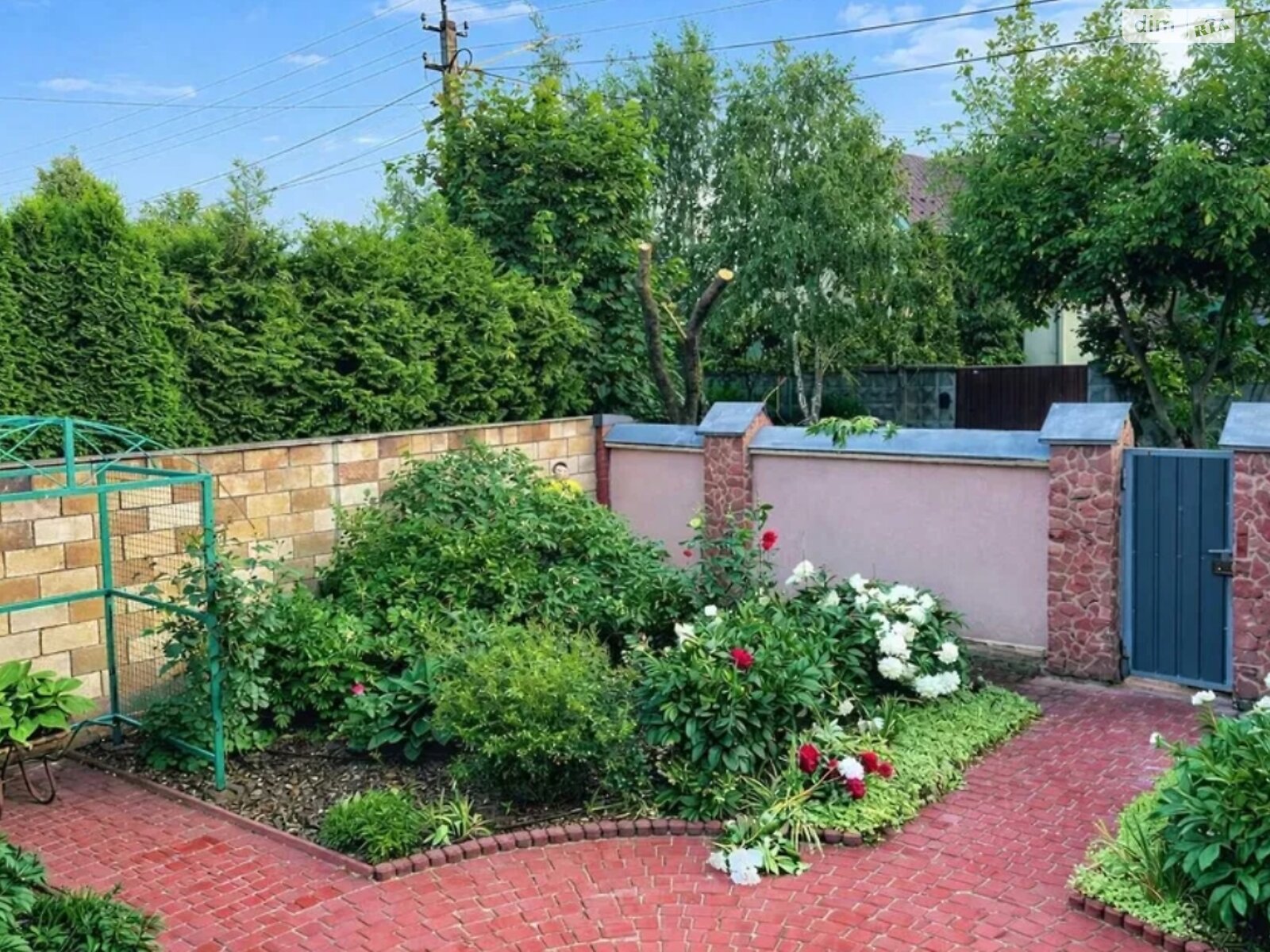 двухэтажный дом с ремонтом, 254 кв. м, газобетон. Продажа в Петропавловской Борщаговке фото 1