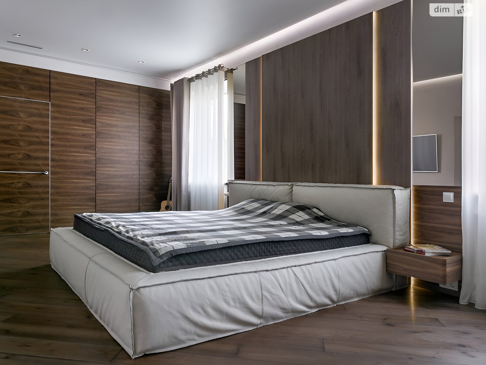 двухэтажный дом с верандой, 380 кв. м, кирпич. Продажа в Петропавловской Борщаговке фото 1 двухэтажный дом с верандой, 380 кв. м, кирпич. Продажа в Петропавловской Борщаговке фото 1